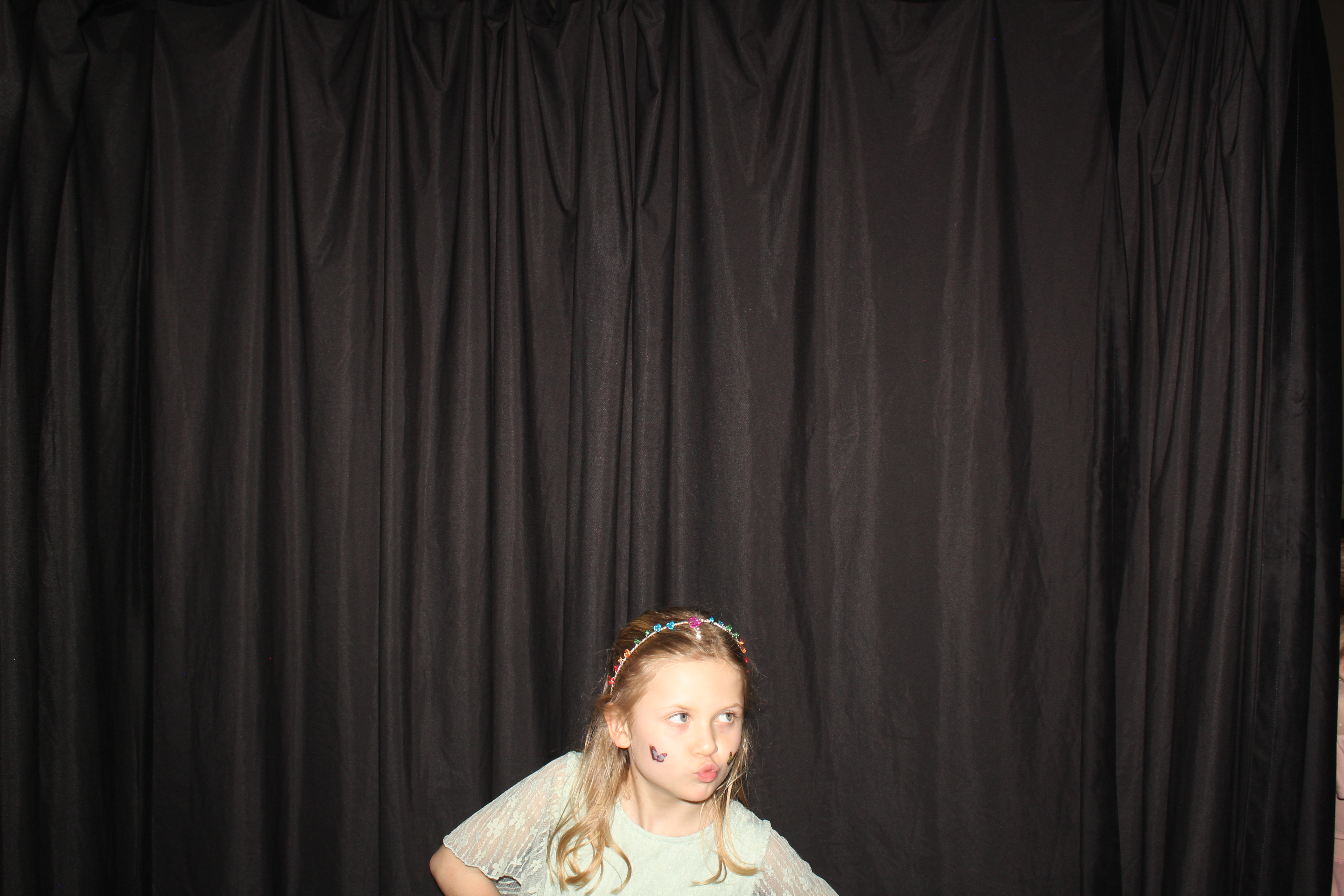 Brookwood Enchanted Father/Daughter Dance Part 2 | View more photos from the event at gallery.photoboothcincy.com/u/PhotoBoothCincy/Brookwood-Enchanted-FatherDaughter-Dance-Part-2