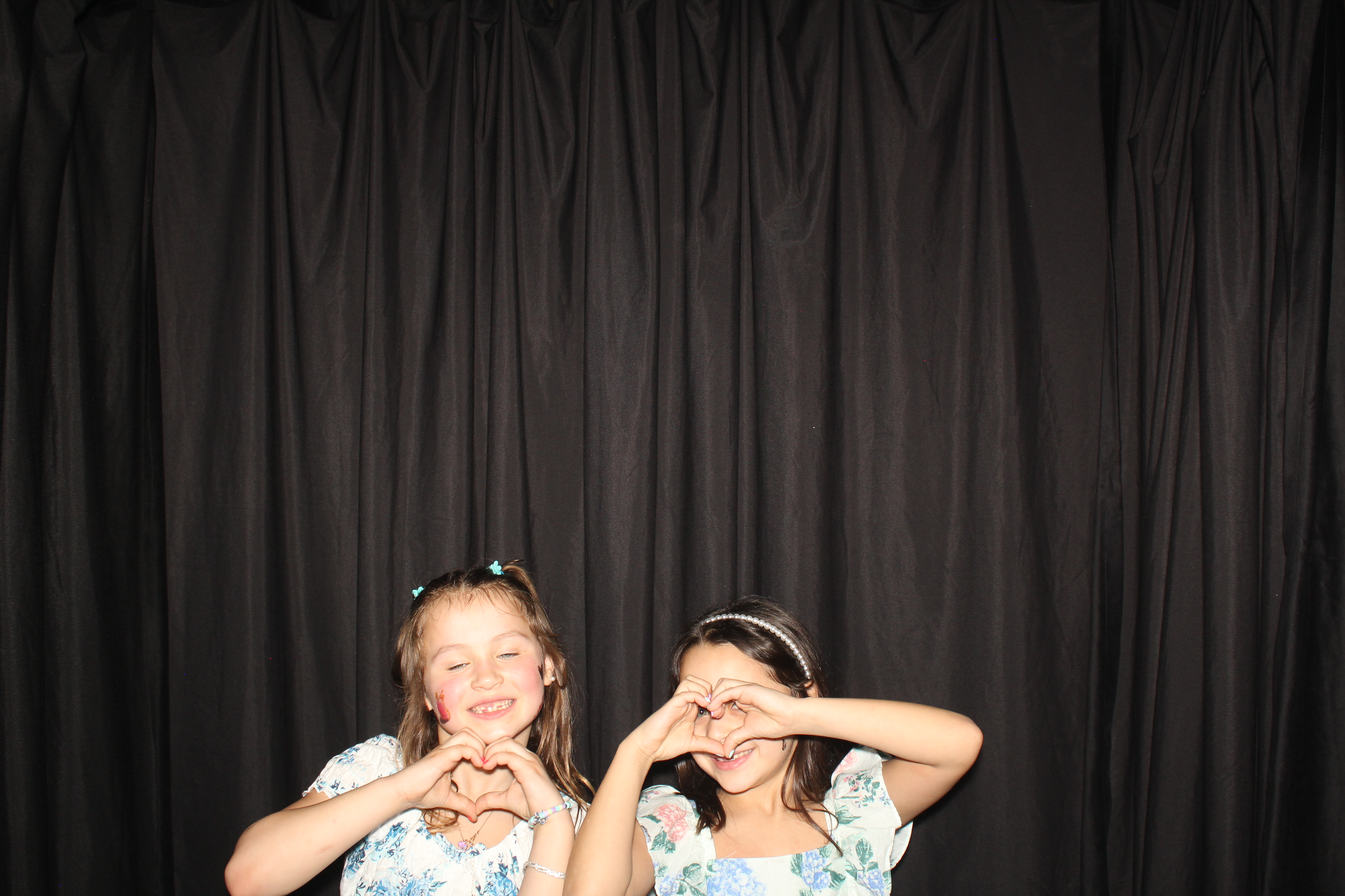 Brookwood Enchanted Father/Daughter Dance Part 2 | View more photos from the event at gallery.photoboothcincy.com/u/PhotoBoothCincy/Brookwood-Enchanted-FatherDaughter-Dance-Part-2