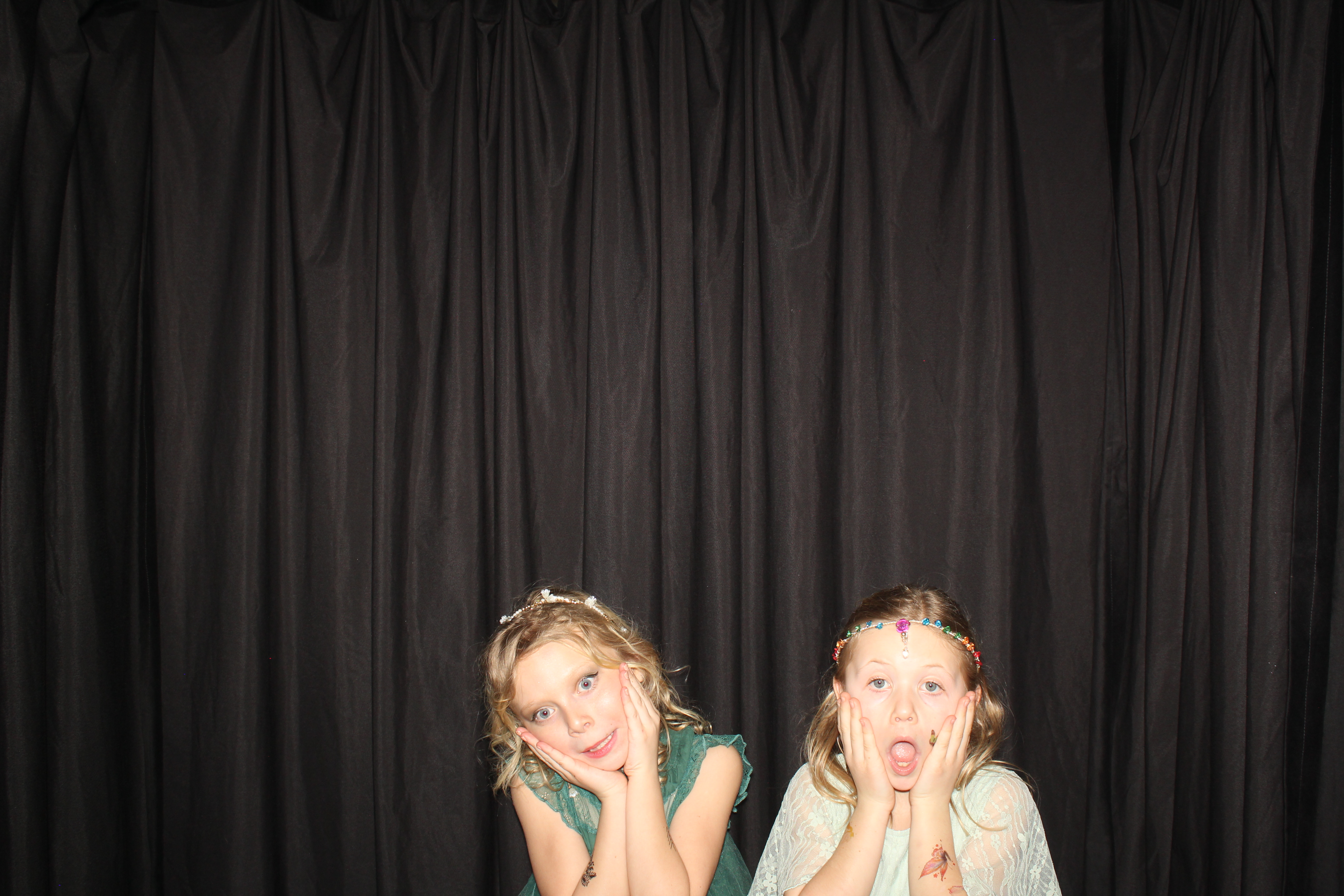 Brookwood Enchanted Father/Daughter Dance Part 2 | View more photos from the event at gallery.photoboothcincy.com/u/PhotoBoothCincy/Brookwood-Enchanted-FatherDaughter-Dance-Part-2