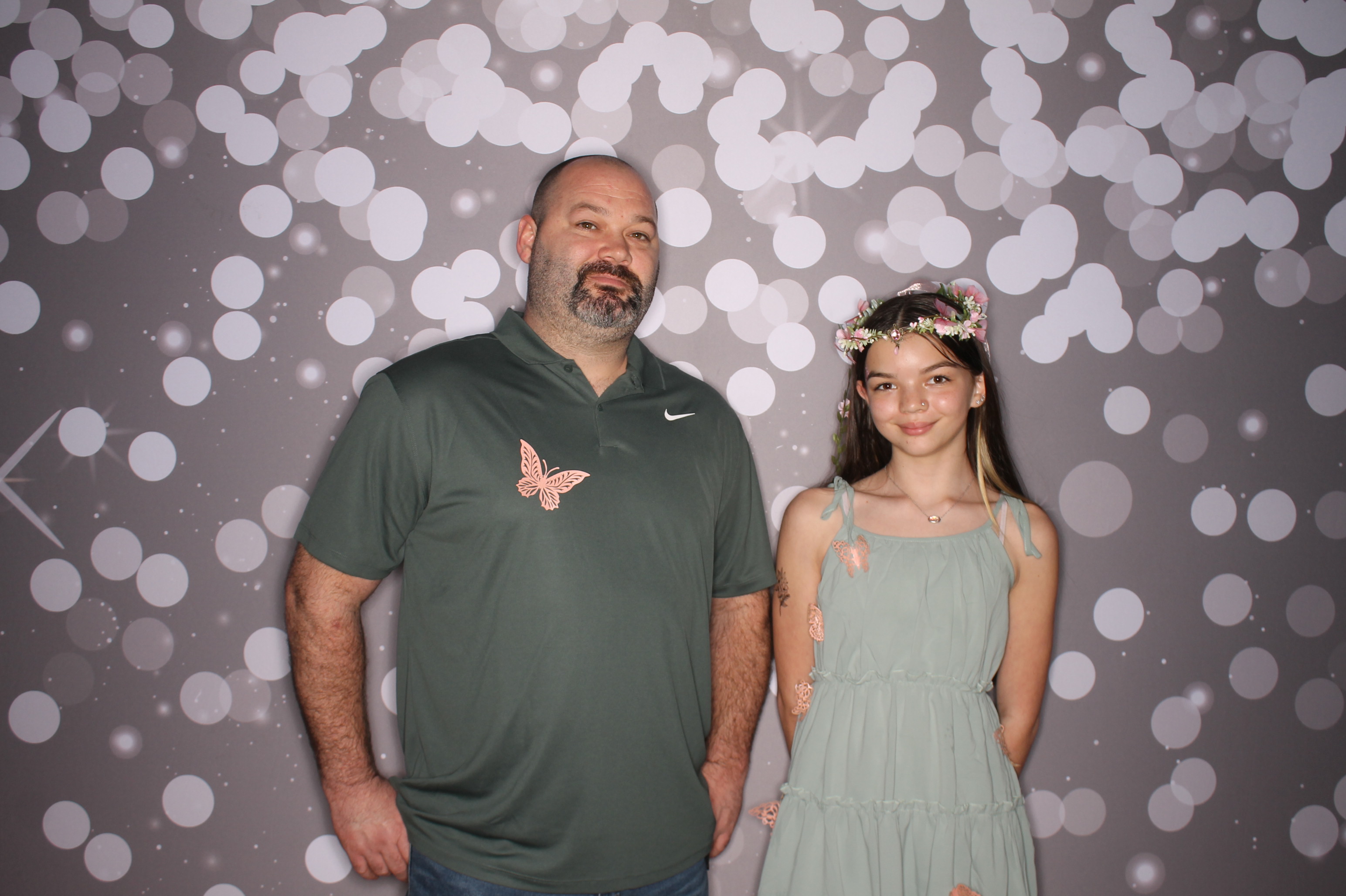 Brookwood Enchanted Father/Daughter Dance | View more photos from the event at gallery.photoboothcincy.com/u/PhotoBoothCincy/Brookwood-Enchanted-FatherDaughter-Dance