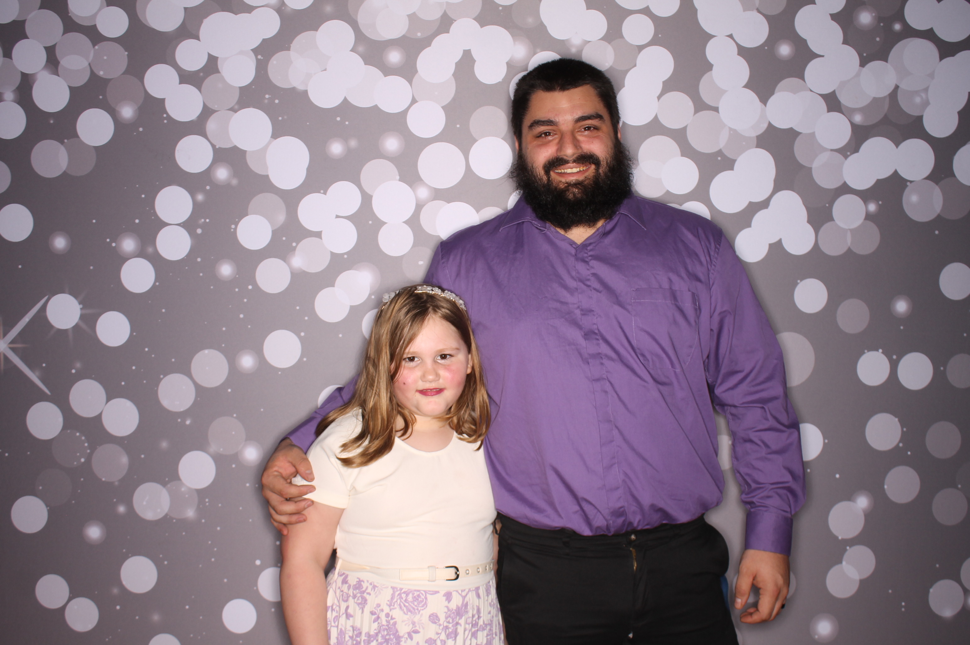 Brookwood Enchanted Father/Daughter Dance | View more photos from the event at gallery.photoboothcincy.com/u/PhotoBoothCincy/Brookwood-Enchanted-FatherDaughter-Dance
