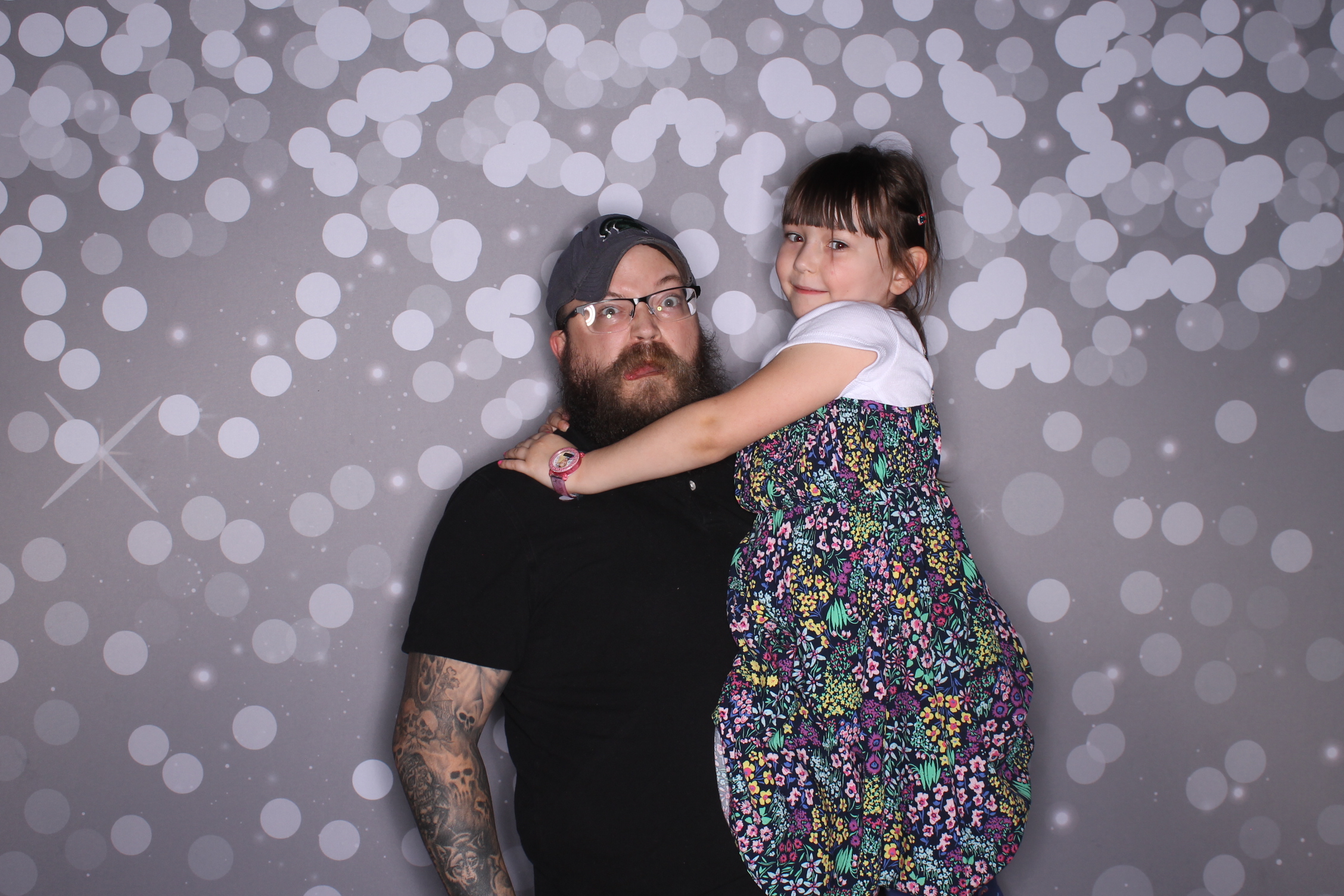 Brookwood Enchanted Father/Daughter Dance | View more photos from the event at gallery.photoboothcincy.com/u/PhotoBoothCincy/Brookwood-Enchanted-FatherDaughter-Dance