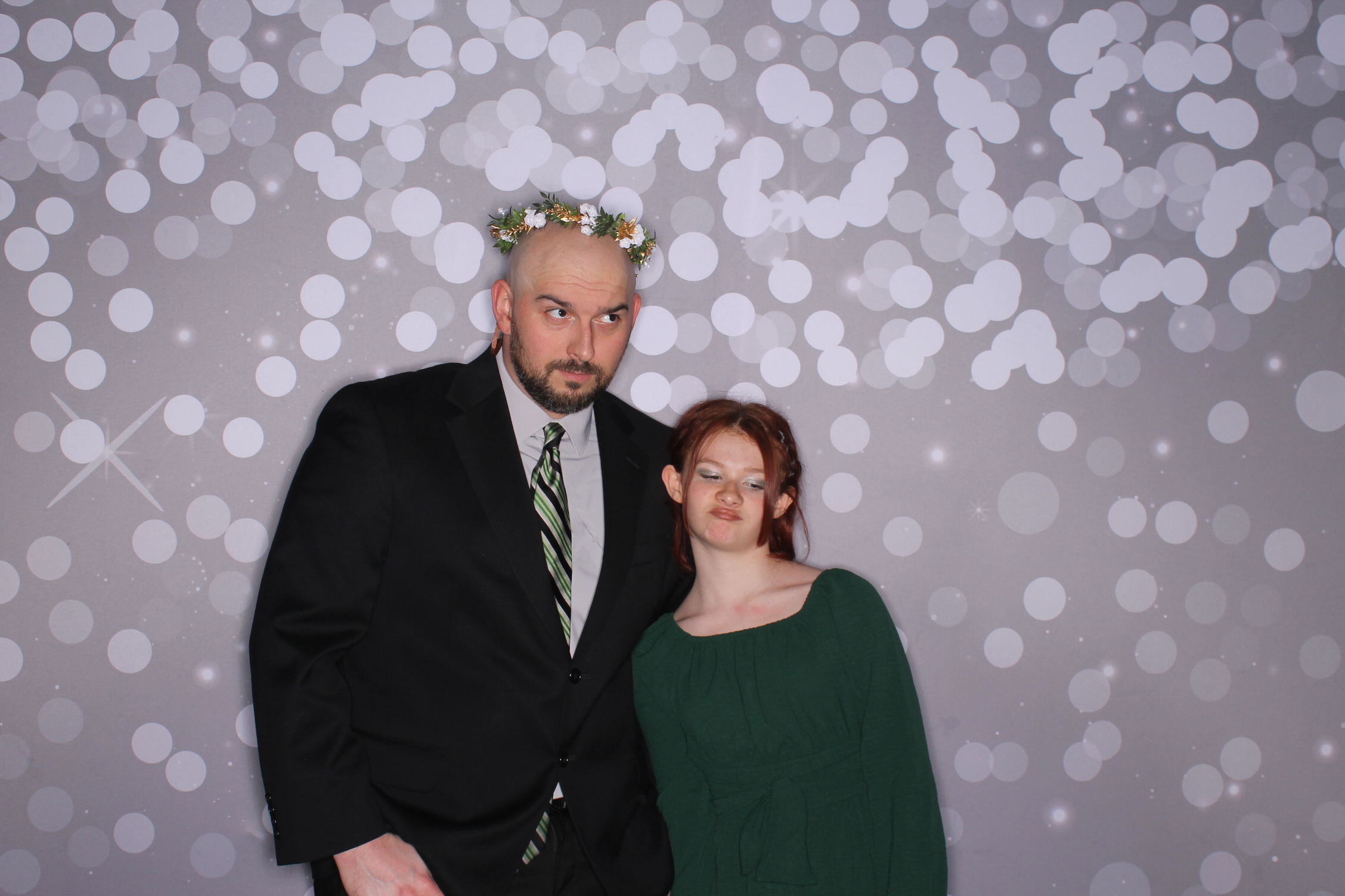 Brookwood Enchanted Father/Daughter Dance | View more photos from the event at gallery.photoboothcincy.com/u/PhotoBoothCincy/Brookwood-Enchanted-FatherDaughter-Dance