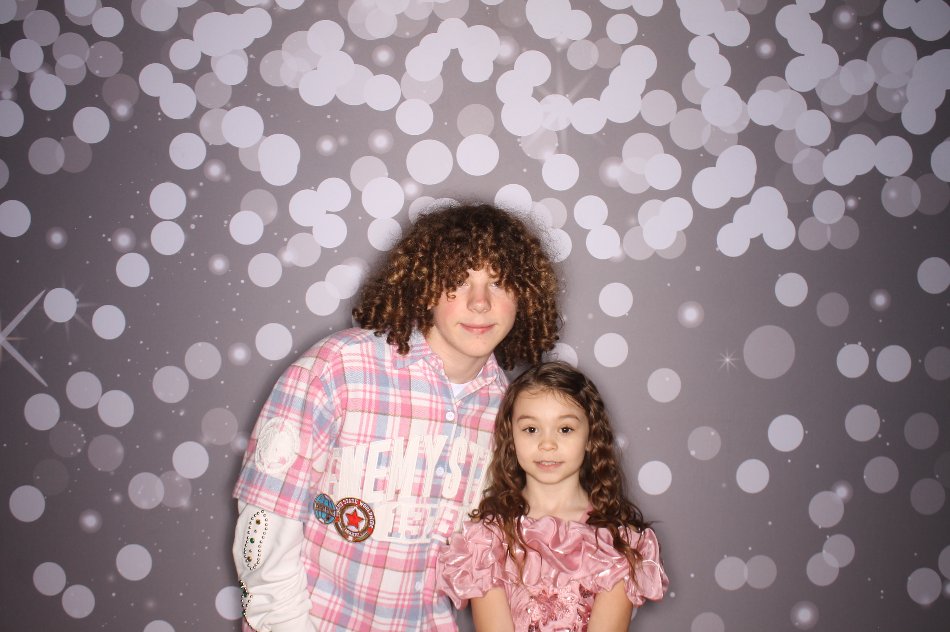 Brookwood Enchanted Father/Daughter Dance | View more photos from the event at gallery.photoboothcincy.com/u/PhotoBoothCincy/Brookwood-Enchanted-FatherDaughter-Dance