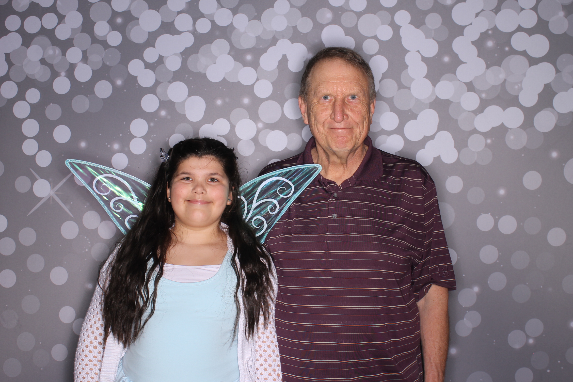 Brookwood Enchanted Father/Daughter Dance | View more photos from the event at gallery.photoboothcincy.com/u/PhotoBoothCincy/Brookwood-Enchanted-FatherDaughter-Dance
