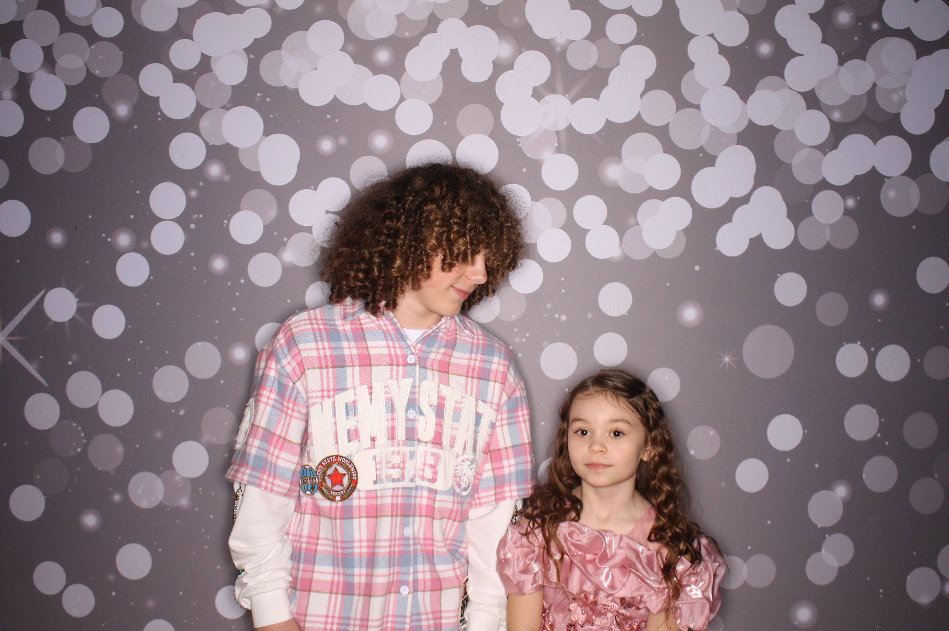 Brookwood Enchanted Father/Daughter Dance | View more photos from the event at gallery.photoboothcincy.com/u/PhotoBoothCincy/Brookwood-Enchanted-FatherDaughter-Dance
