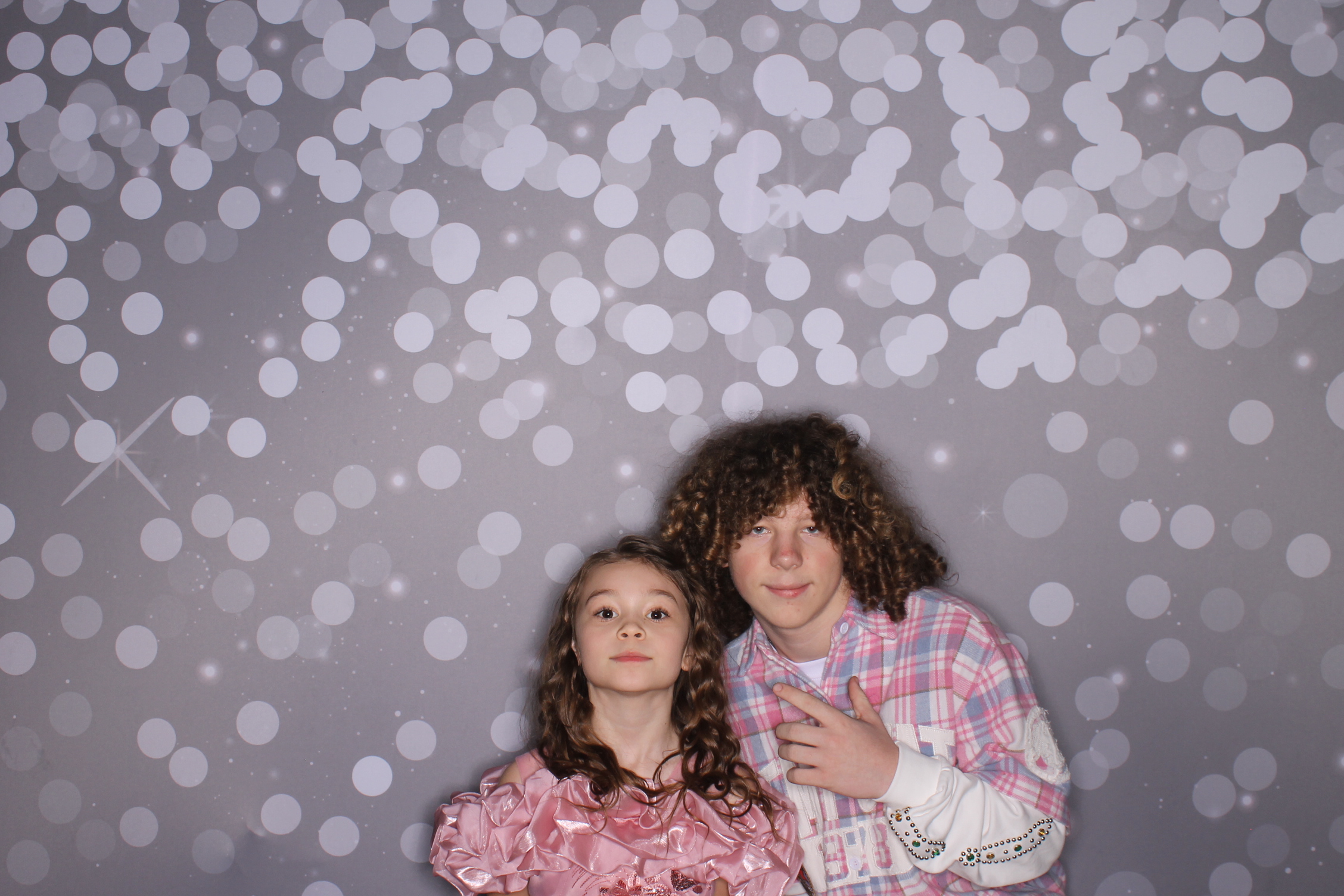Brookwood Enchanted Father/Daughter Dance | View more photos from the event at gallery.photoboothcincy.com/u/PhotoBoothCincy/Brookwood-Enchanted-FatherDaughter-Dance
