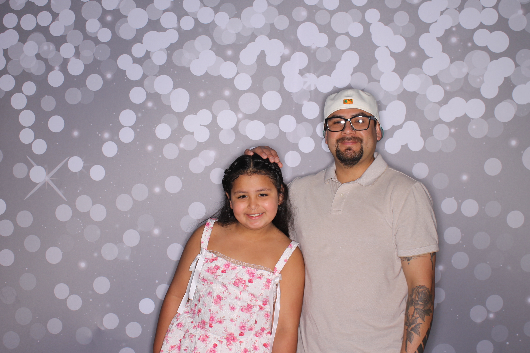 Brookwood Enchanted Father/Daughter Dance | View more photos from the event at gallery.photoboothcincy.com/u/PhotoBoothCincy/Brookwood-Enchanted-FatherDaughter-Dance