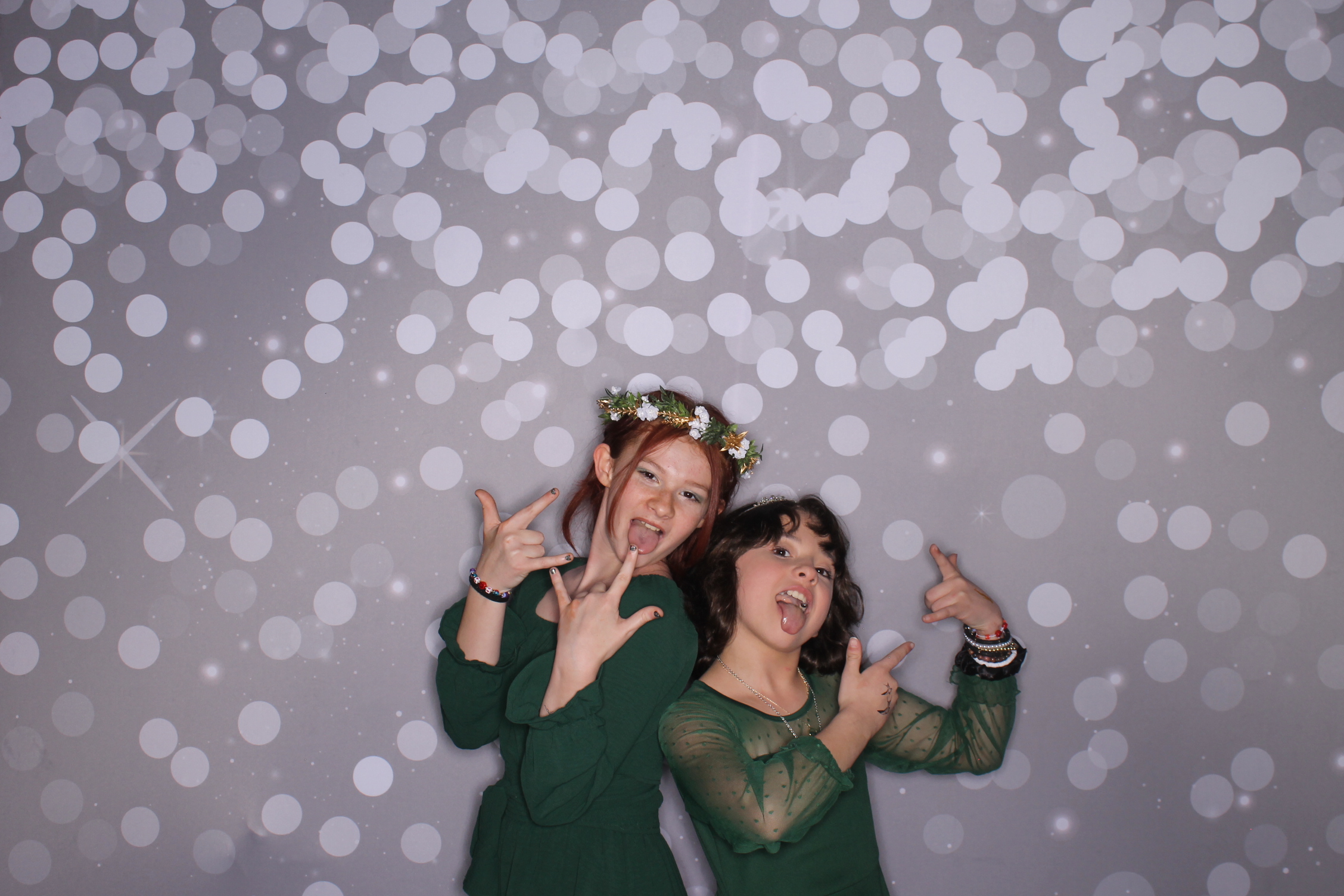 Brookwood Enchanted Father/Daughter Dance | View more photos from the event at gallery.photoboothcincy.com/u/PhotoBoothCincy/Brookwood-Enchanted-FatherDaughter-Dance