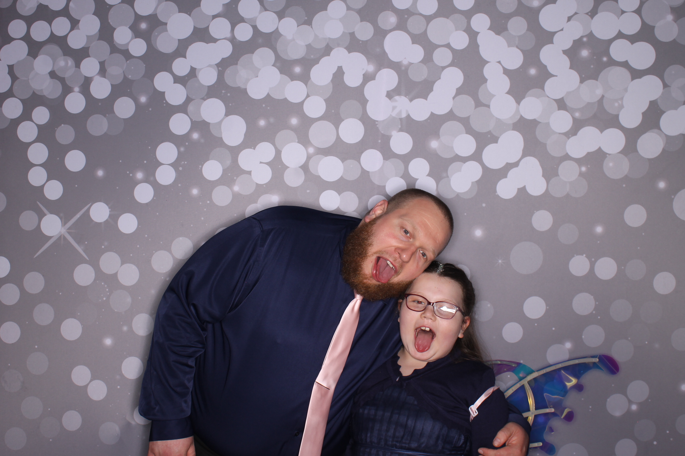 Brookwood Enchanted Father/Daughter Dance | View more photos from the event at gallery.photoboothcincy.com/u/PhotoBoothCincy/Brookwood-Enchanted-FatherDaughter-Dance