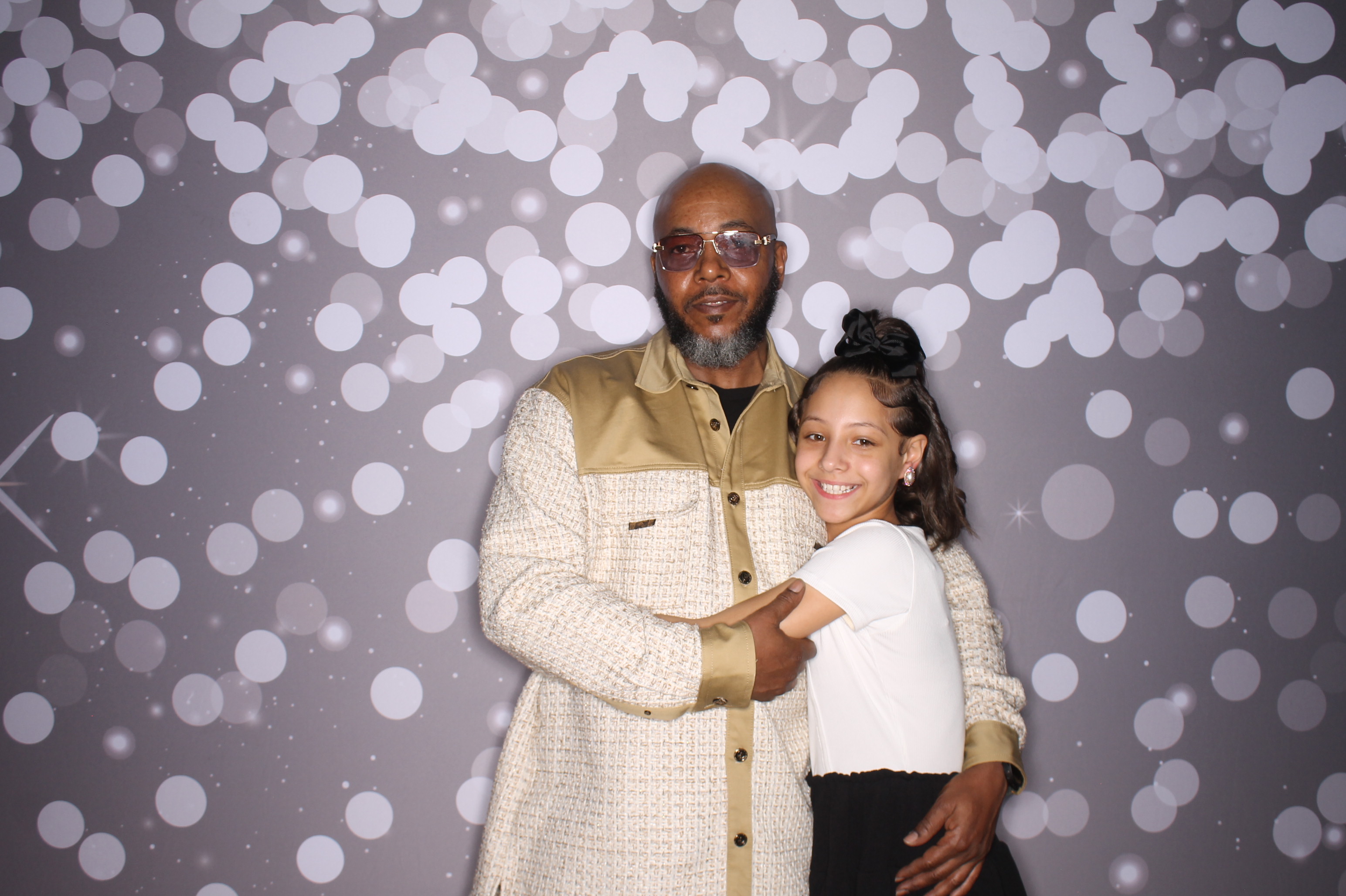 Brookwood Enchanted Father/Daughter Dance | View more photos from the event at gallery.photoboothcincy.com/u/PhotoBoothCincy/Brookwood-Enchanted-FatherDaughter-Dance