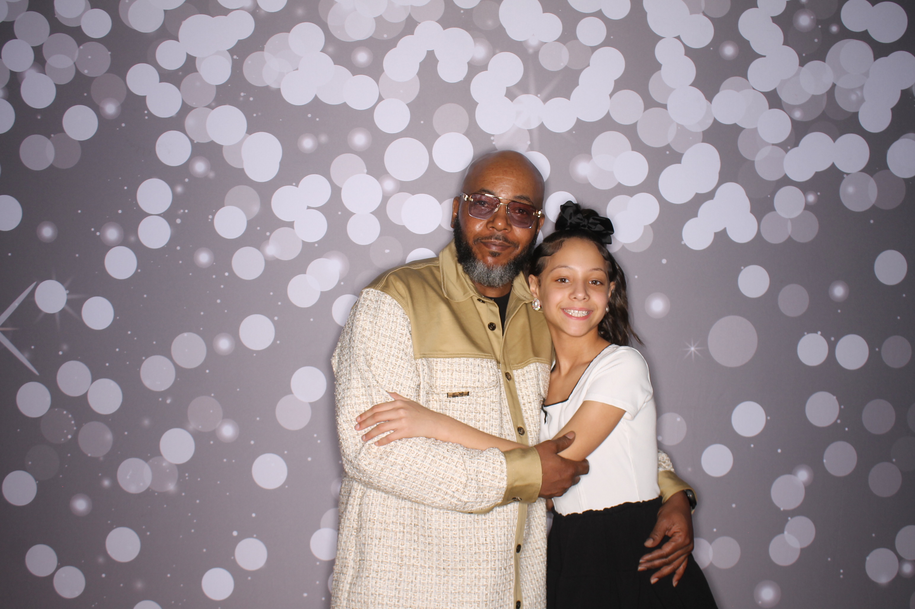 Brookwood Enchanted Father/Daughter Dance | View more photos from the event at gallery.photoboothcincy.com/u/PhotoBoothCincy/Brookwood-Enchanted-FatherDaughter-Dance