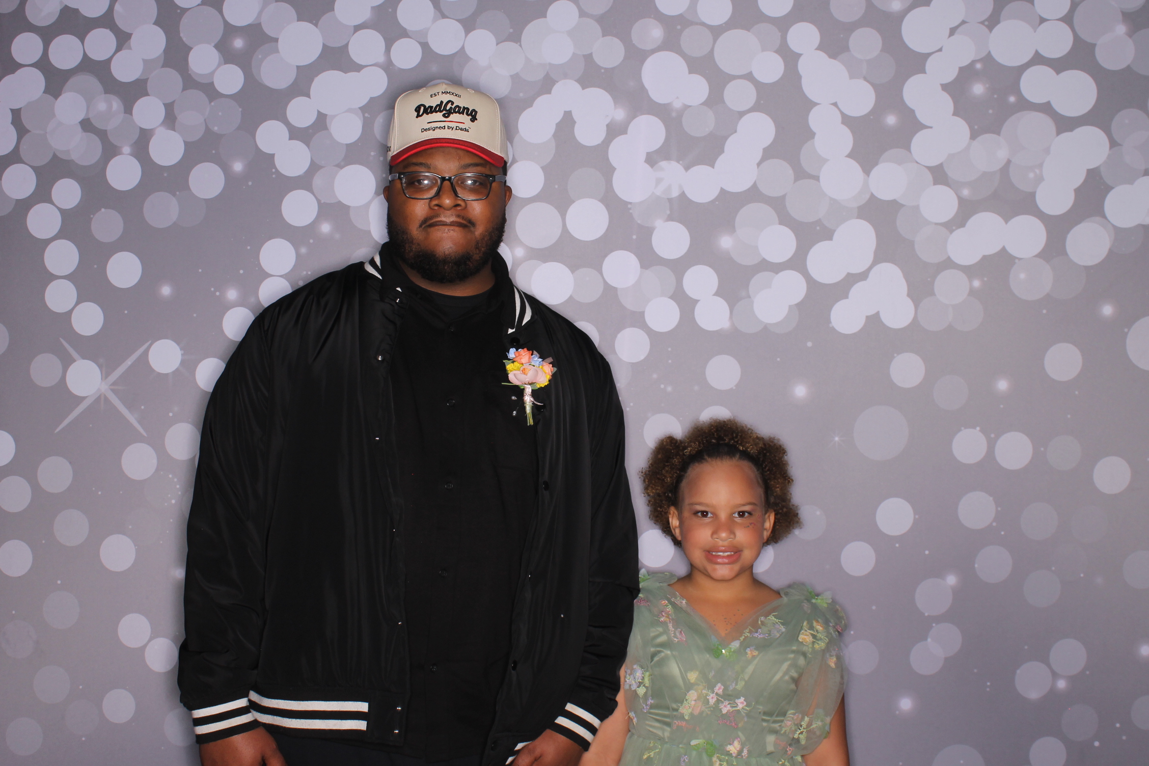 Brookwood Enchanted Father/Daughter Dance | View more photos from the event at gallery.photoboothcincy.com/u/PhotoBoothCincy/Brookwood-Enchanted-FatherDaughter-Dance