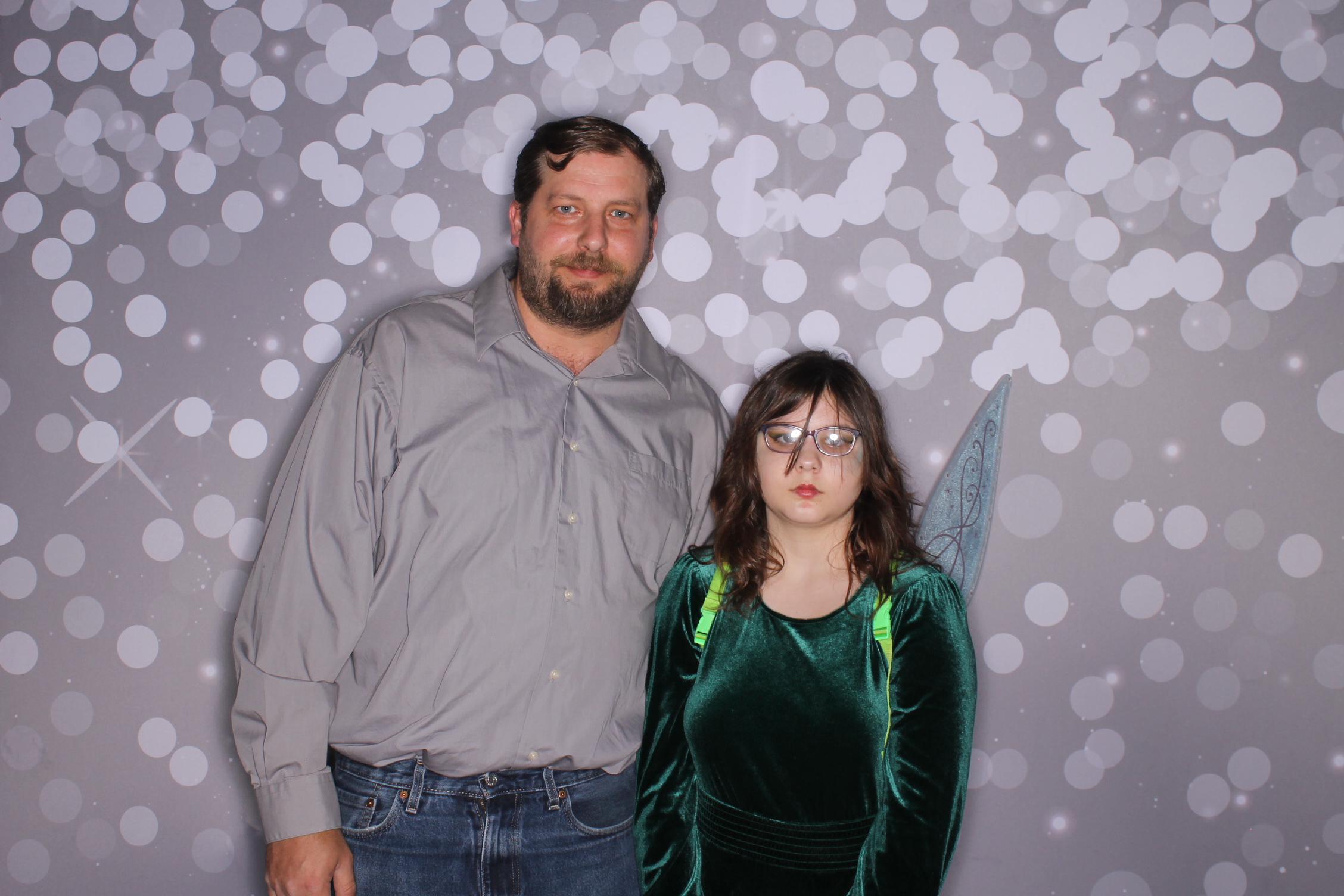 Brookwood Enchanted Father/Daughter Dance | View more photos from the event at gallery.photoboothcincy.com/u/PhotoBoothCincy/Brookwood-Enchanted-FatherDaughter-Dance