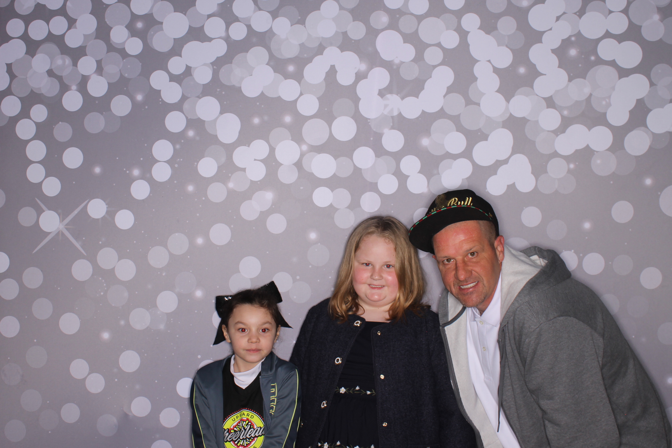 Brookwood Enchanted Father/Daughter Dance | View more photos from the event at gallery.photoboothcincy.com/u/PhotoBoothCincy/Brookwood-Enchanted-FatherDaughter-Dance