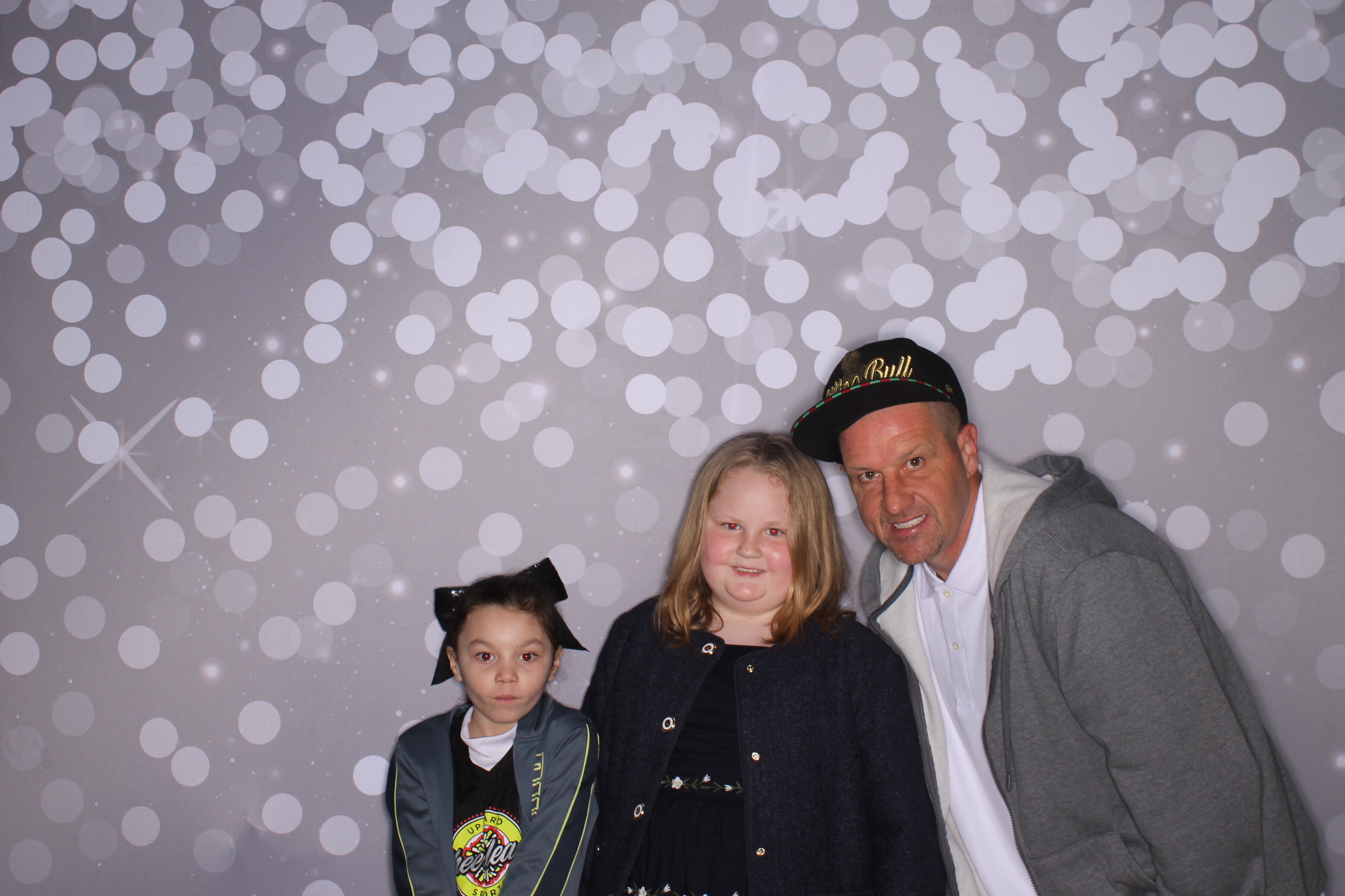 Brookwood Enchanted Father/Daughter Dance | View more photos from the event at gallery.photoboothcincy.com/u/PhotoBoothCincy/Brookwood-Enchanted-FatherDaughter-Dance