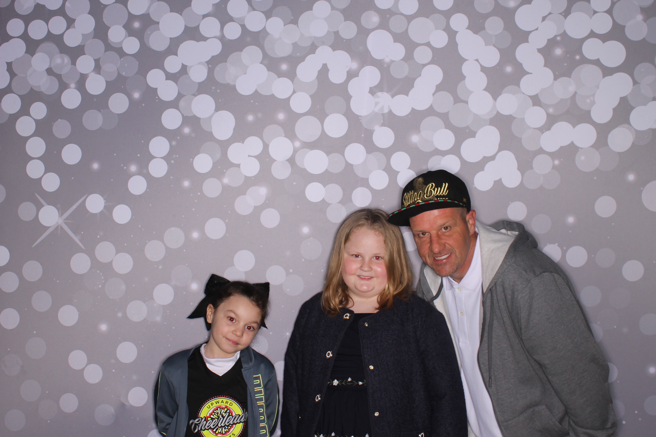 Brookwood Enchanted Father/Daughter Dance | View more photos from the event at gallery.photoboothcincy.com/u/PhotoBoothCincy/Brookwood-Enchanted-FatherDaughter-Dance