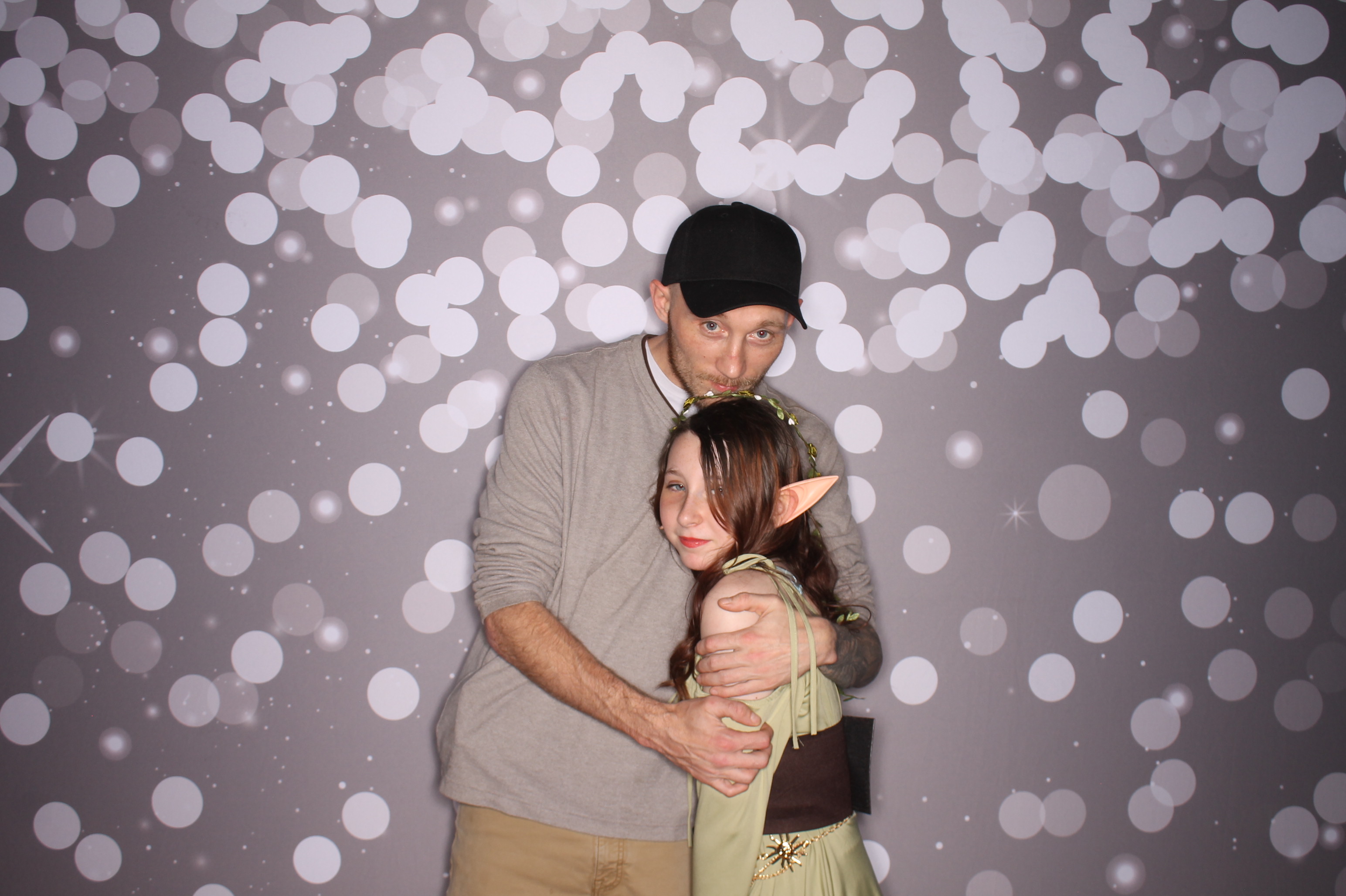 Brookwood Enchanted Father/Daughter Dance | View more photos from the event at gallery.photoboothcincy.com/u/PhotoBoothCincy/Brookwood-Enchanted-FatherDaughter-Dance