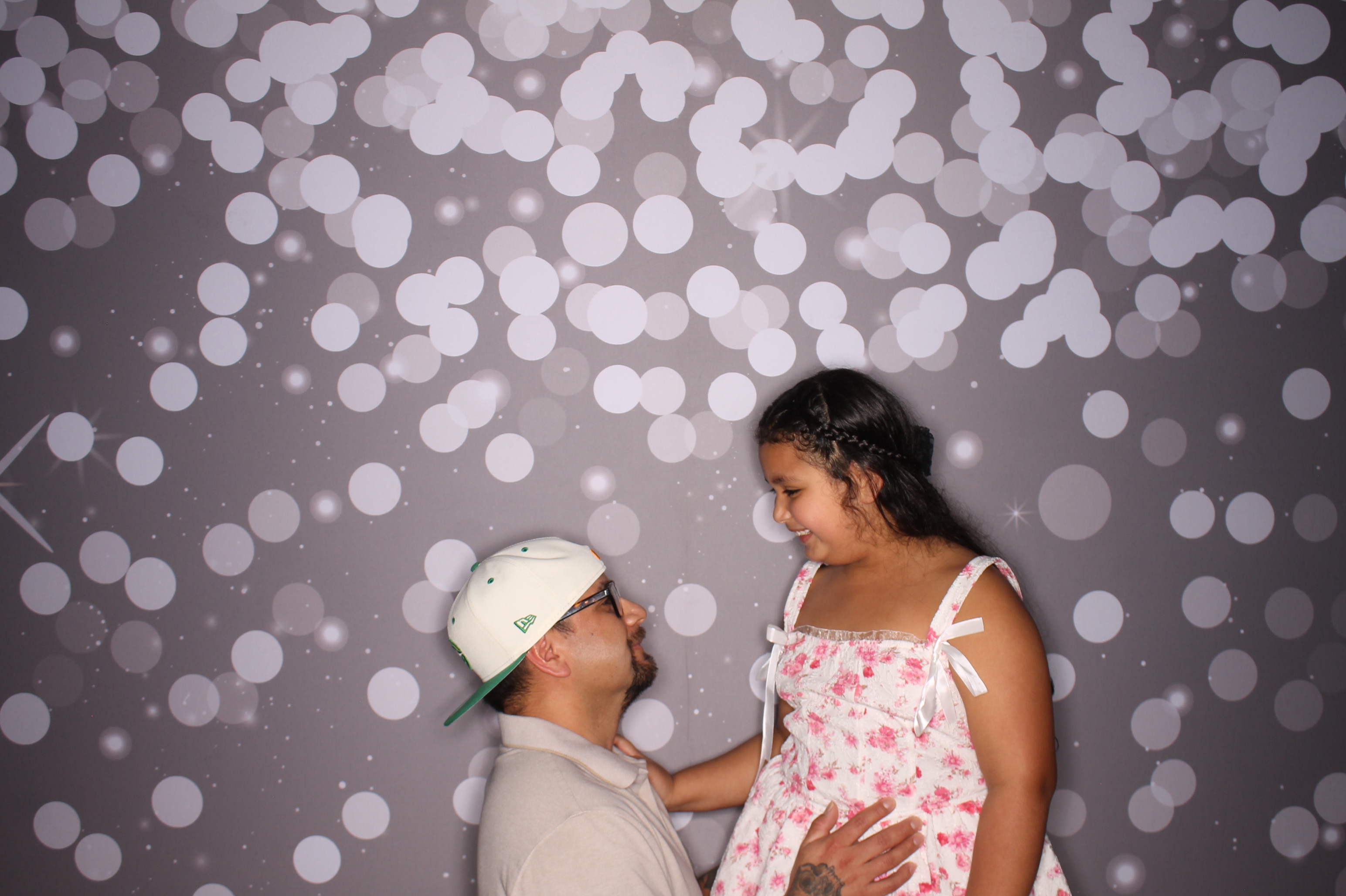 Brookwood Enchanted Father/Daughter Dance | View more photos from the event at gallery.photoboothcincy.com/u/PhotoBoothCincy/Brookwood-Enchanted-FatherDaughter-Dance