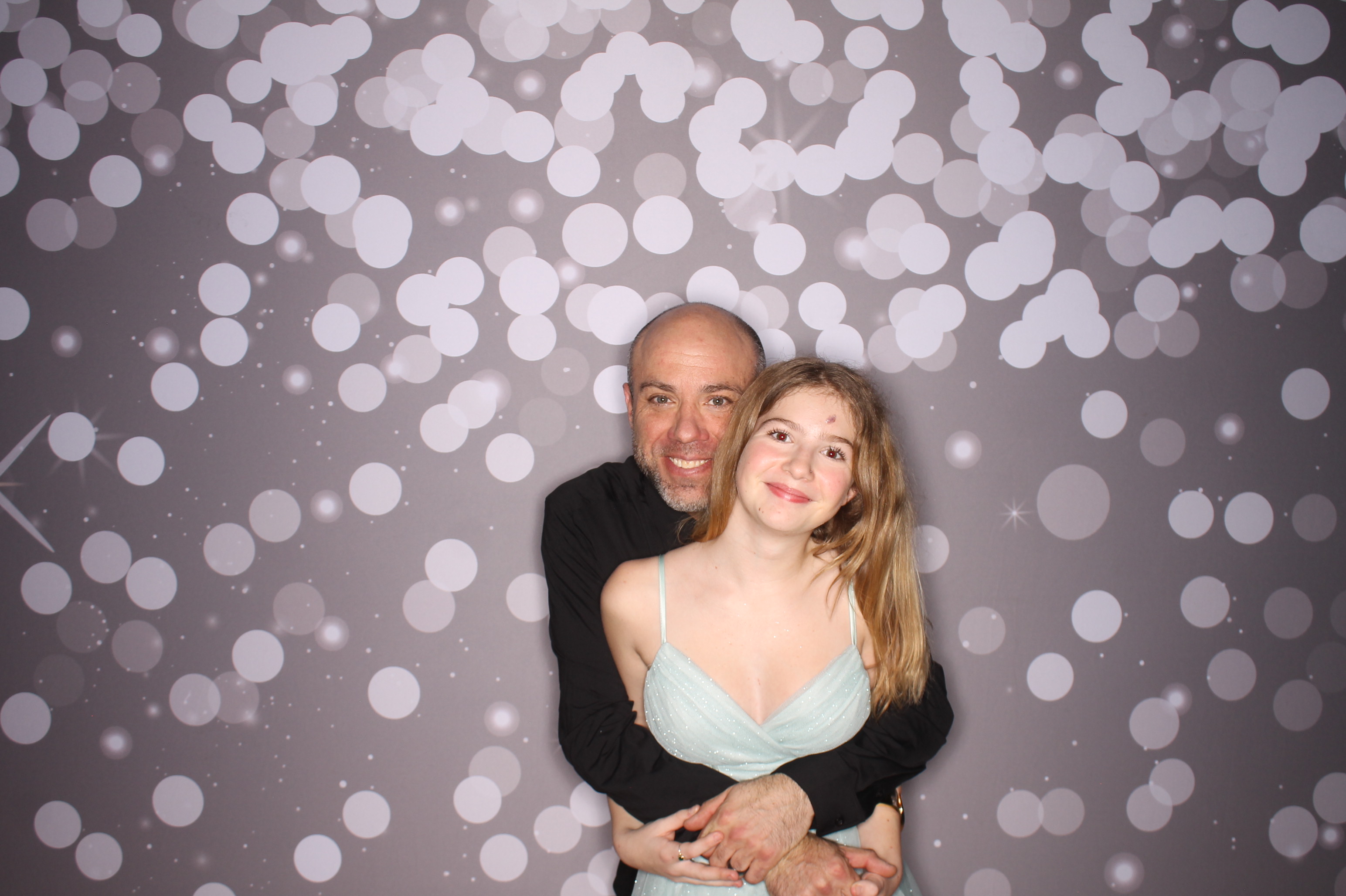 Brookwood Enchanted Father/Daughter Dance | View more photos from the event at gallery.photoboothcincy.com/u/PhotoBoothCincy/Brookwood-Enchanted-FatherDaughter-Dance