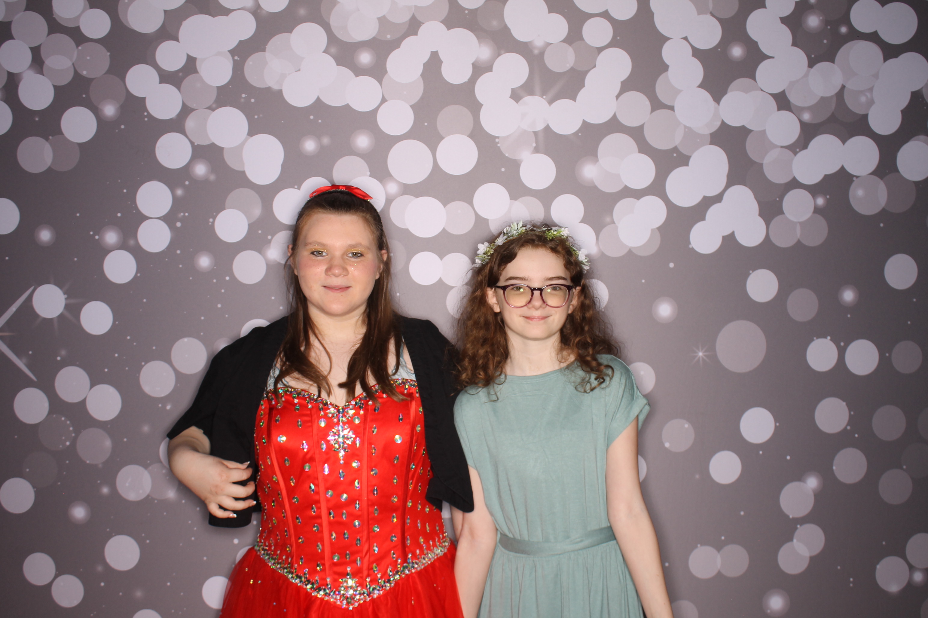 Brookwood Enchanted Father/Daughter Dance | View more photos from the event at gallery.photoboothcincy.com/u/PhotoBoothCincy/Brookwood-Enchanted-FatherDaughter-Dance