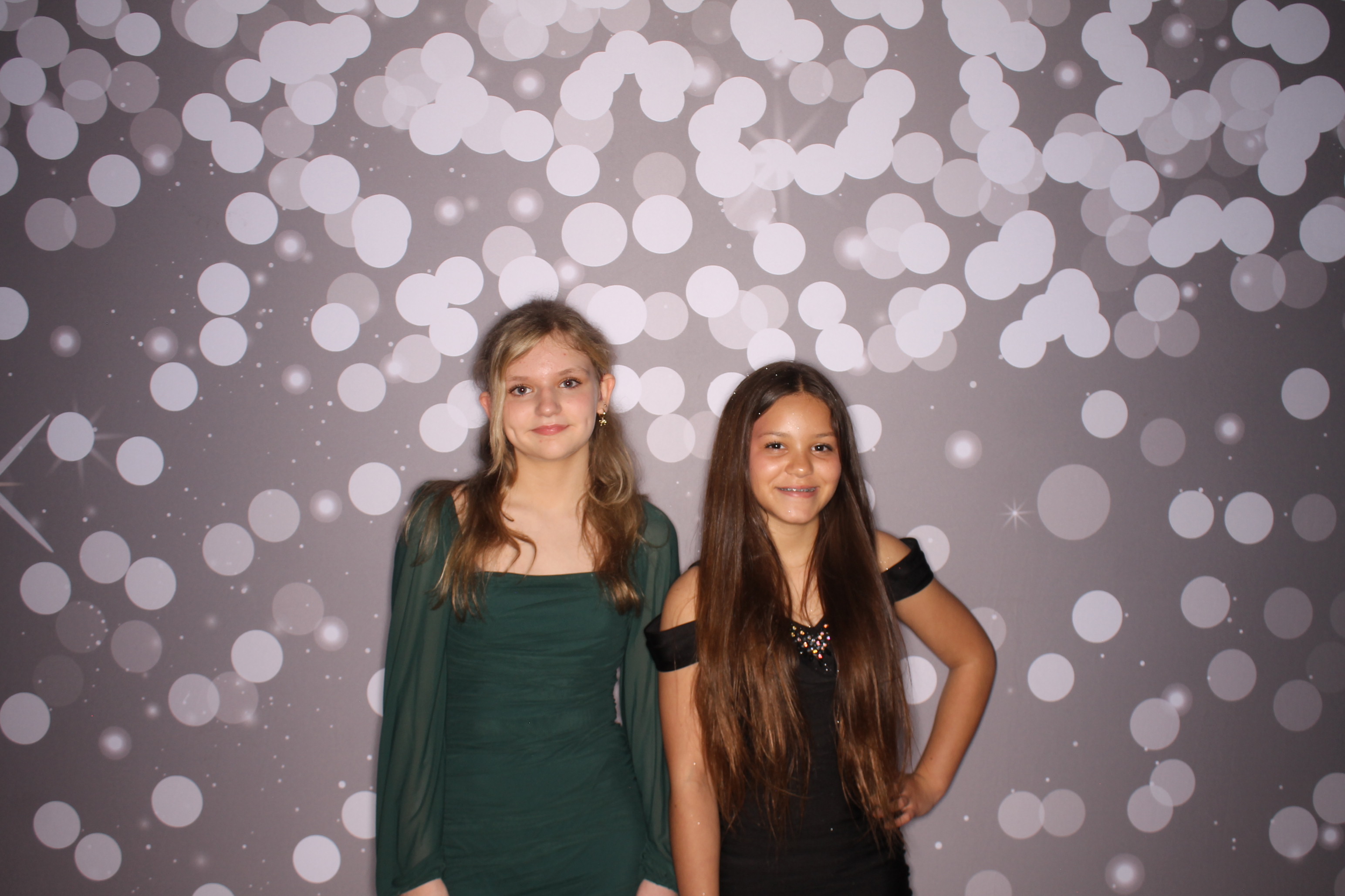 Brookwood Enchanted Father/Daughter Dance | View more photos from the event at gallery.photoboothcincy.com/u/PhotoBoothCincy/Brookwood-Enchanted-FatherDaughter-Dance