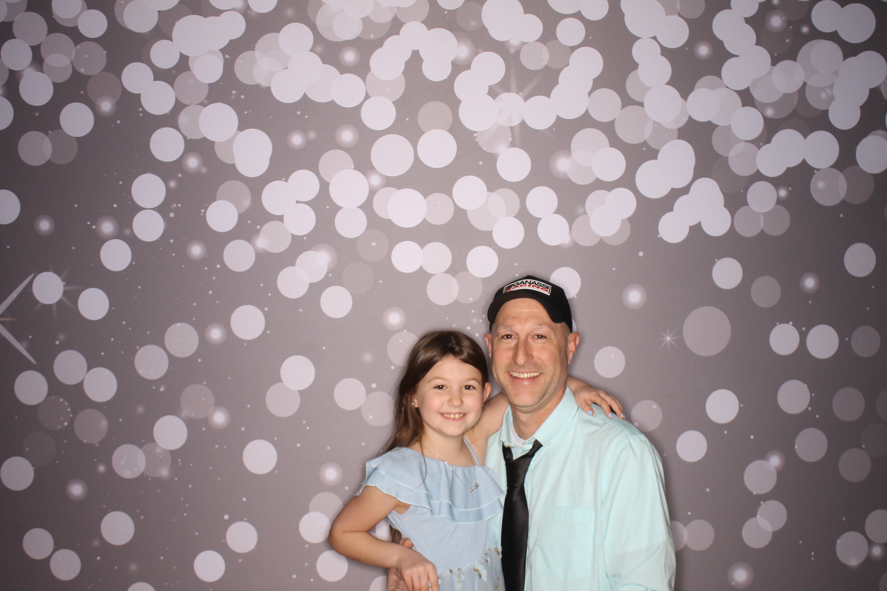 Brookwood Enchanted Father/Daughter Dance | View more photos from the event at gallery.photoboothcincy.com/u/PhotoBoothCincy/Brookwood-Enchanted-FatherDaughter-Dance