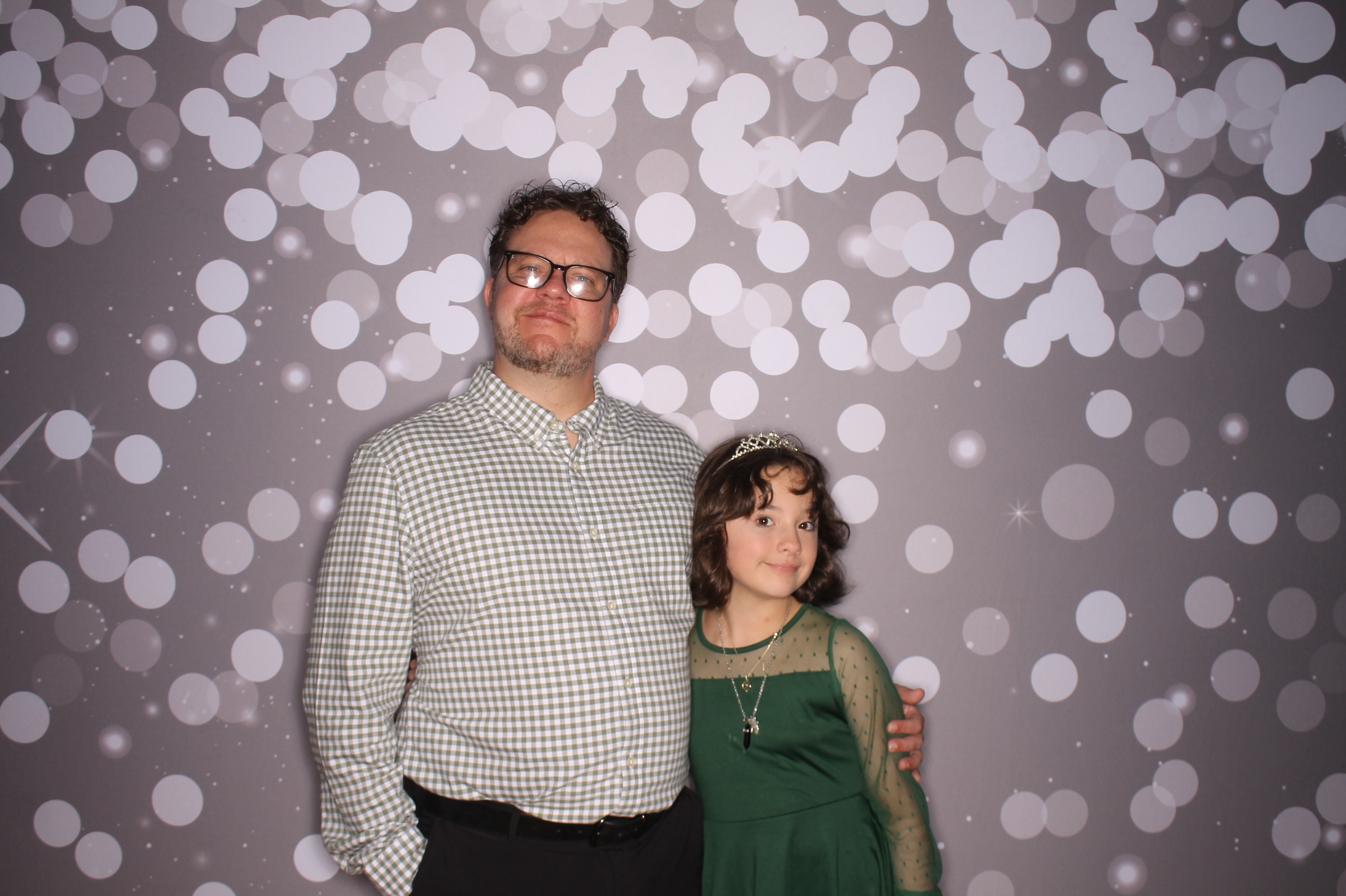Brookwood Enchanted Father/Daughter Dance | View more photos from the event at gallery.photoboothcincy.com/u/PhotoBoothCincy/Brookwood-Enchanted-FatherDaughter-Dance