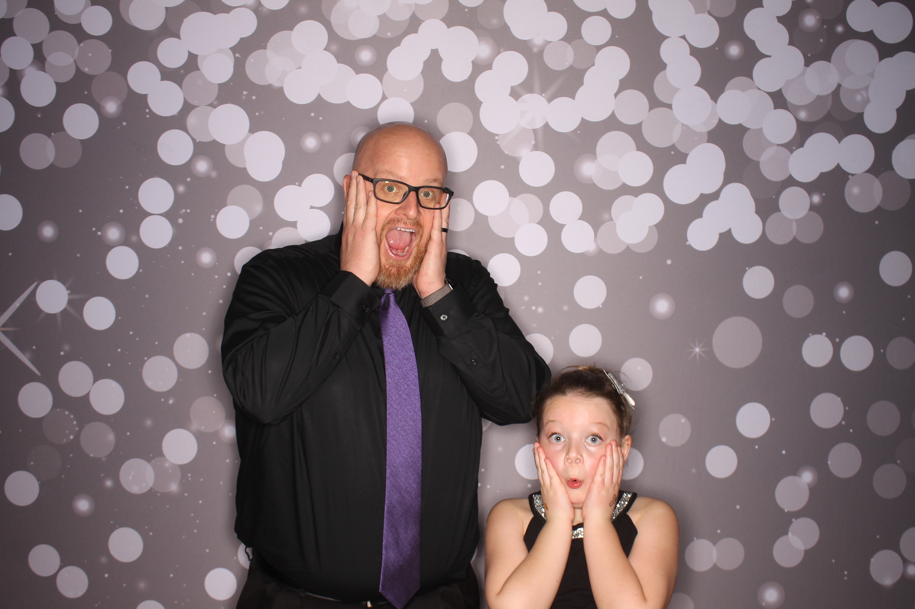 Brookwood Enchanted Father/Daughter Dance | View more photos from the event at gallery.photoboothcincy.com/u/PhotoBoothCincy/Brookwood-Enchanted-FatherDaughter-Dance