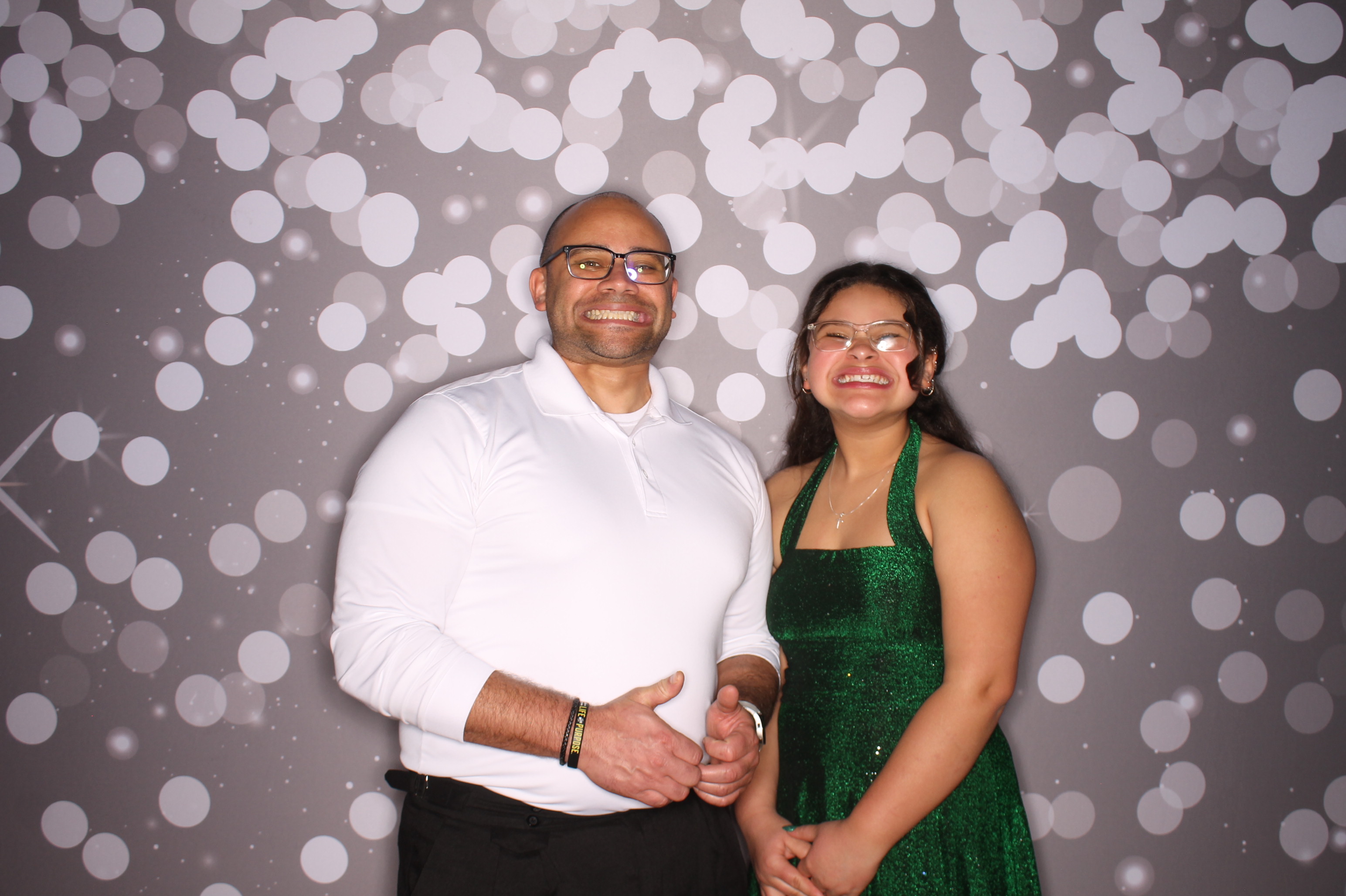 Brookwood Enchanted Father/Daughter Dance | View more photos from the event at gallery.photoboothcincy.com/u/PhotoBoothCincy/Brookwood-Enchanted-FatherDaughter-Dance