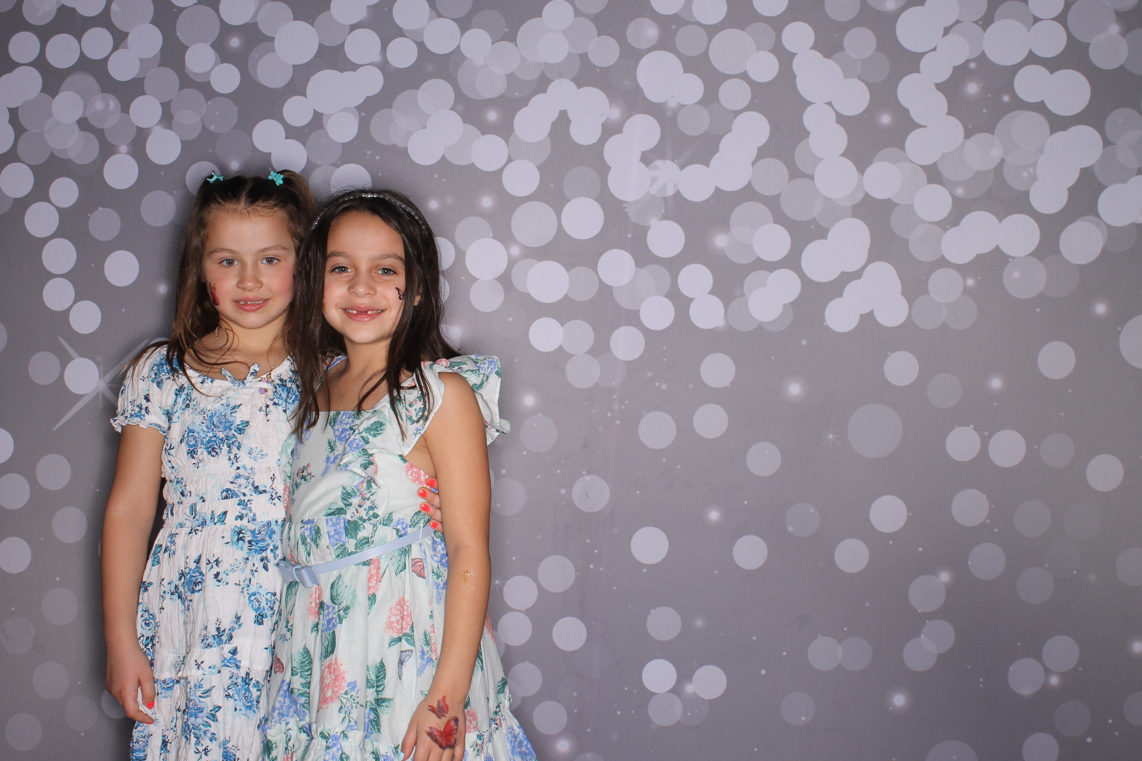 Brookwood Enchanted Father/Daughter Dance | View more photos from the event at gallery.photoboothcincy.com/u/PhotoBoothCincy/Brookwood-Enchanted-FatherDaughter-Dance