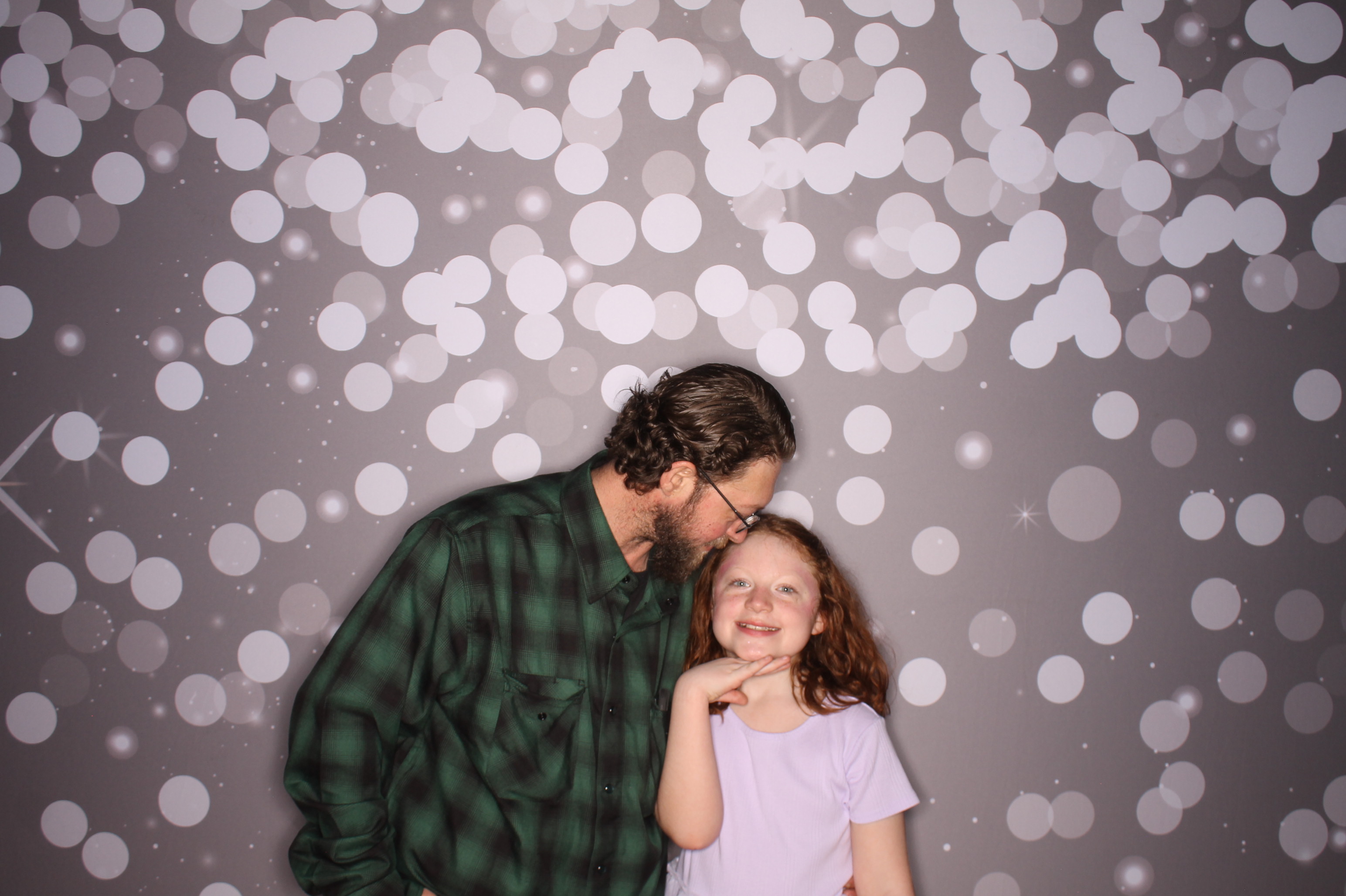 Brookwood Enchanted Father/Daughter Dance | View more photos from the event at gallery.photoboothcincy.com/u/PhotoBoothCincy/Brookwood-Enchanted-FatherDaughter-Dance