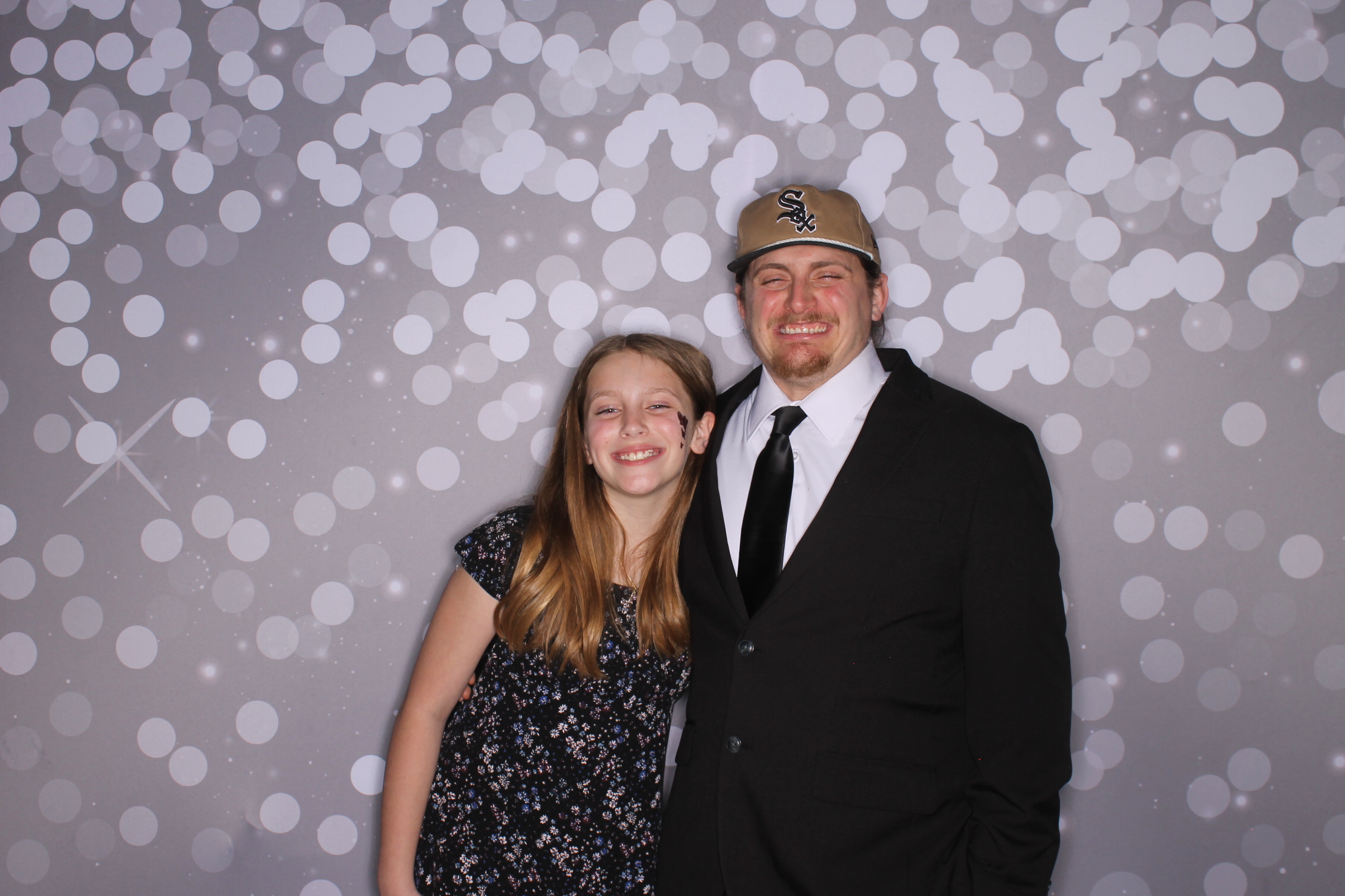 Brookwood Enchanted Father/Daughter Dance | View more photos from the event at gallery.photoboothcincy.com/u/PhotoBoothCincy/Brookwood-Enchanted-FatherDaughter-Dance