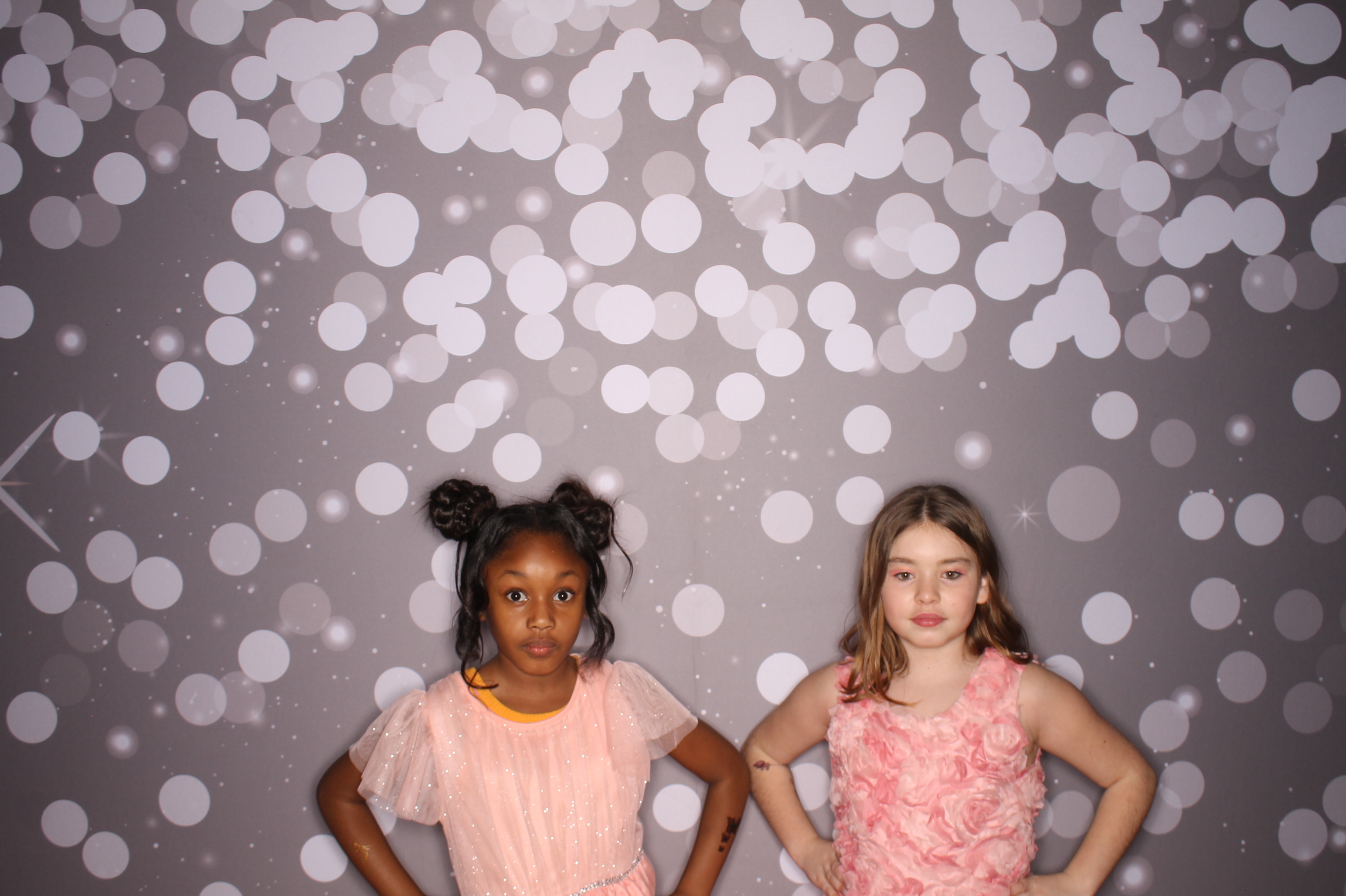 Brookwood Enchanted Father/Daughter Dance | View more photos from the event at gallery.photoboothcincy.com/u/PhotoBoothCincy/Brookwood-Enchanted-FatherDaughter-Dance