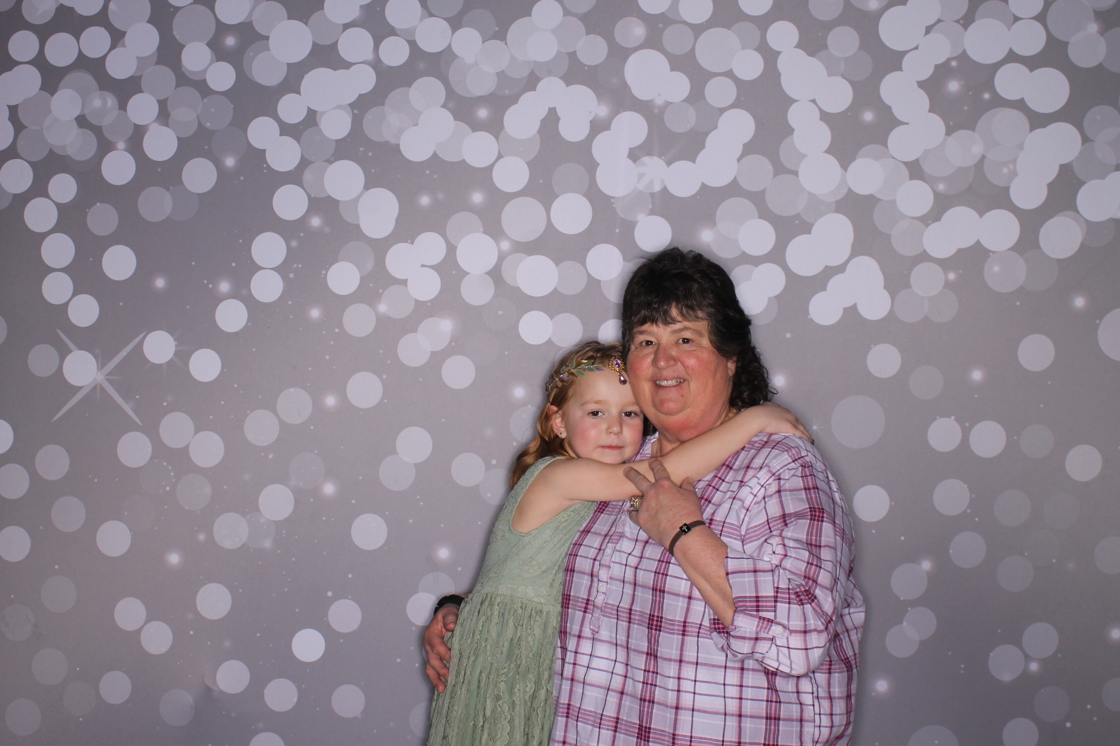 Brookwood Enchanted Father/Daughter Dance | View more photos from the event at gallery.photoboothcincy.com/u/PhotoBoothCincy/Brookwood-Enchanted-FatherDaughter-Dance