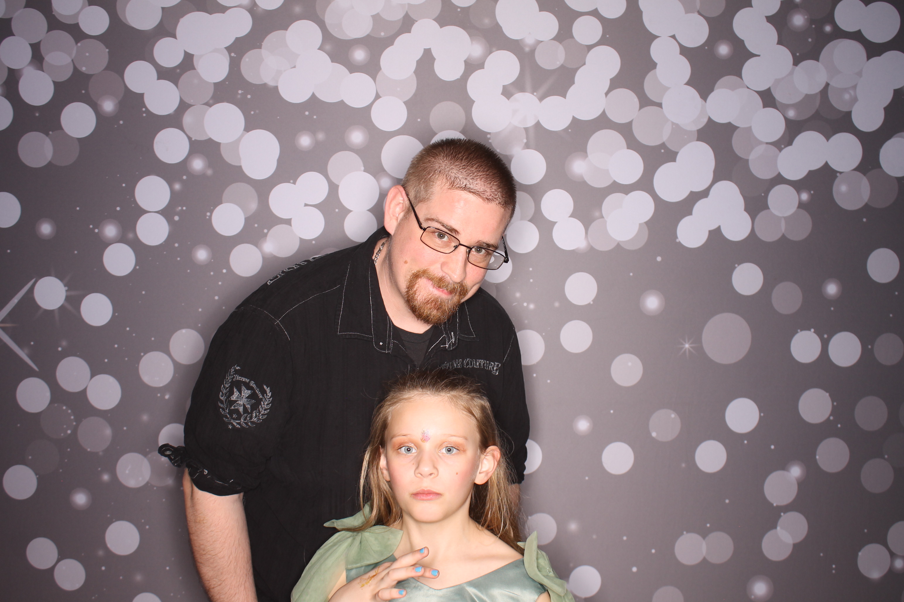 Brookwood Enchanted Father/Daughter Dance | View more photos from the event at gallery.photoboothcincy.com/u/PhotoBoothCincy/Brookwood-Enchanted-FatherDaughter-Dance