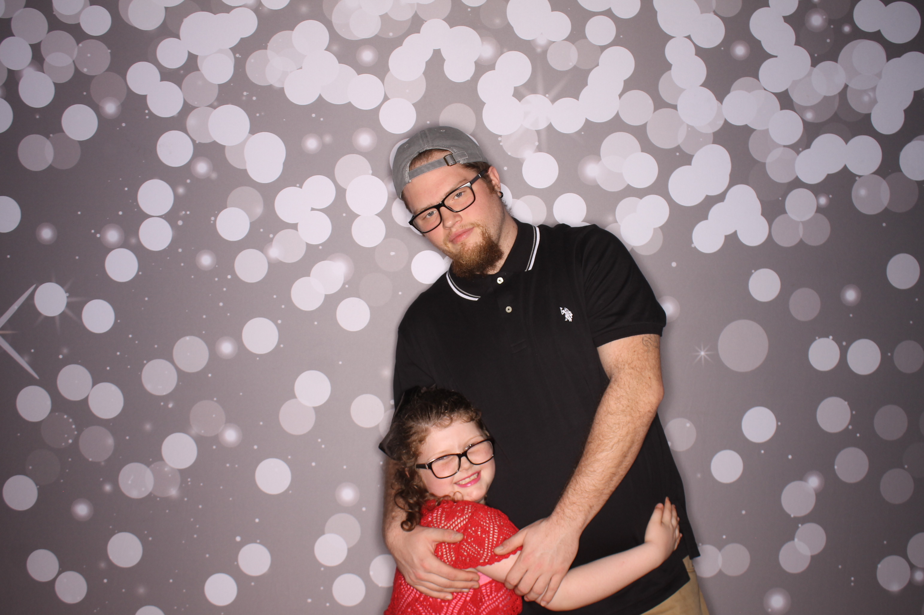 Brookwood Enchanted Father/Daughter Dance | View more photos from the event at gallery.photoboothcincy.com/u/PhotoBoothCincy/Brookwood-Enchanted-FatherDaughter-Dance