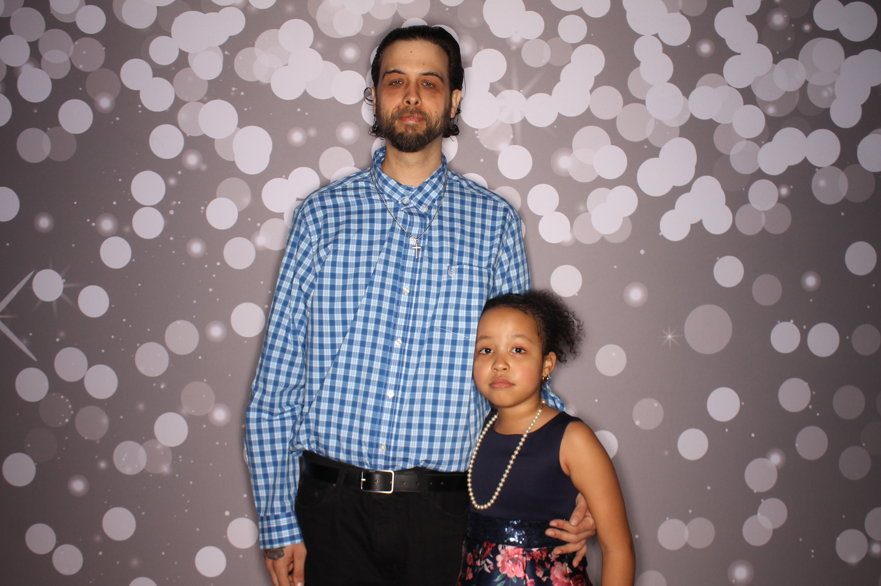 Brookwood Enchanted Father/Daughter Dance | View more photos from the event at gallery.photoboothcincy.com/u/PhotoBoothCincy/Brookwood-Enchanted-FatherDaughter-Dance