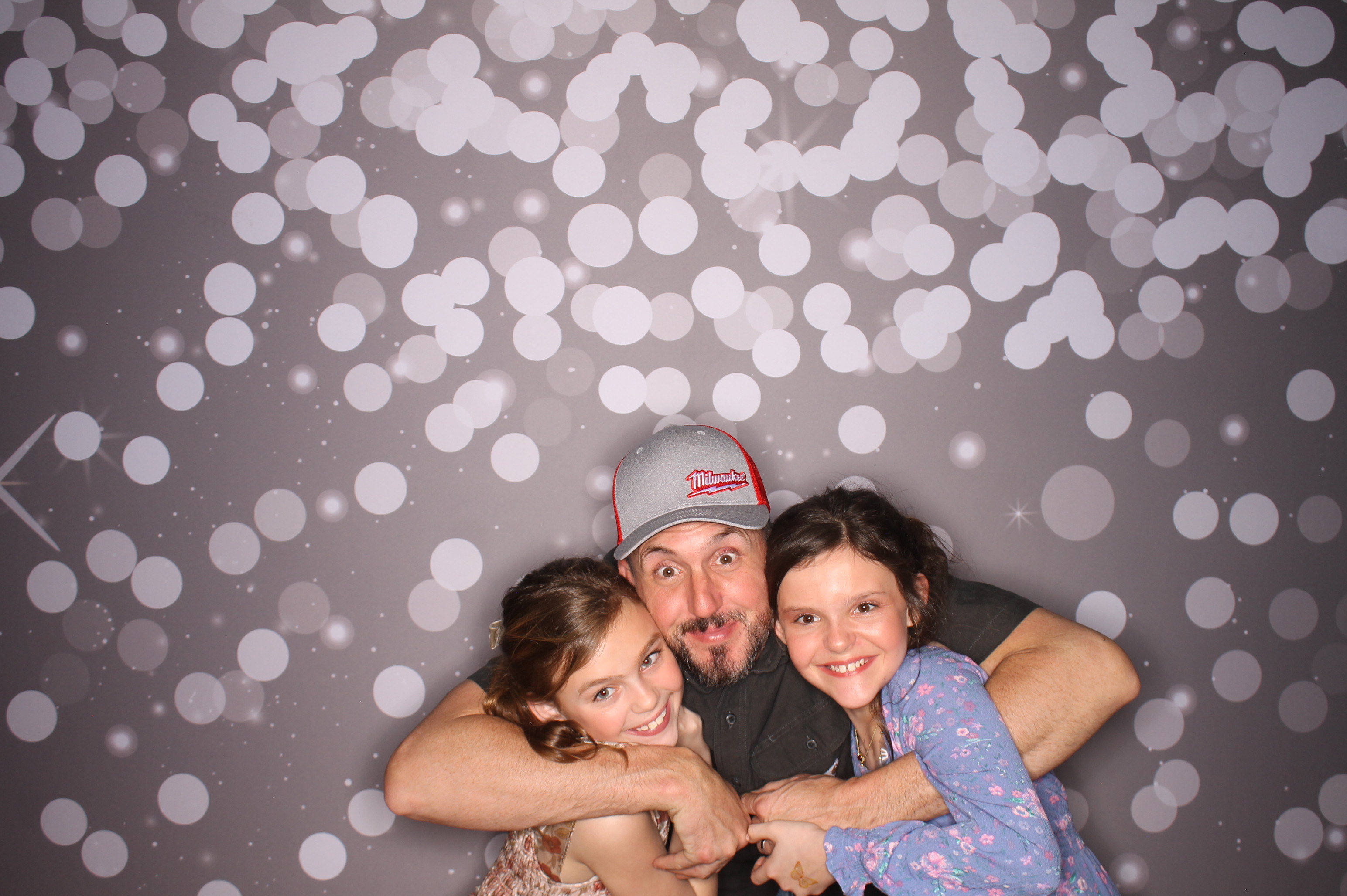 Brookwood Enchanted Father/Daughter Dance | View more photos from the event at gallery.photoboothcincy.com/u/PhotoBoothCincy/Brookwood-Enchanted-FatherDaughter-Dance