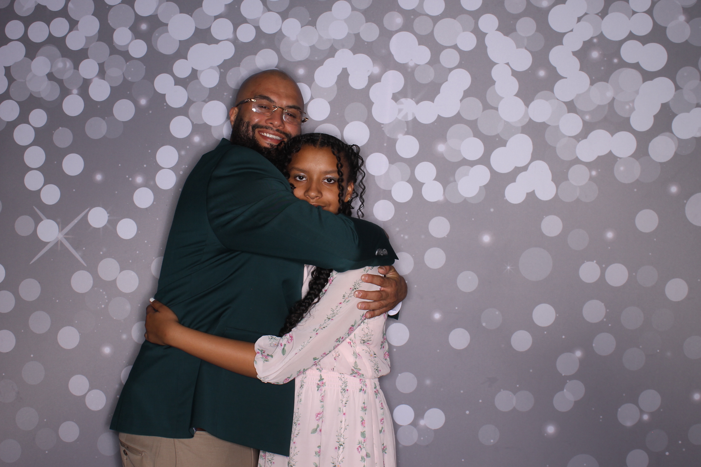 Brookwood Enchanted Father/Daughter Dance | View more photos from the event at gallery.photoboothcincy.com/u/PhotoBoothCincy/Brookwood-Enchanted-FatherDaughter-Dance