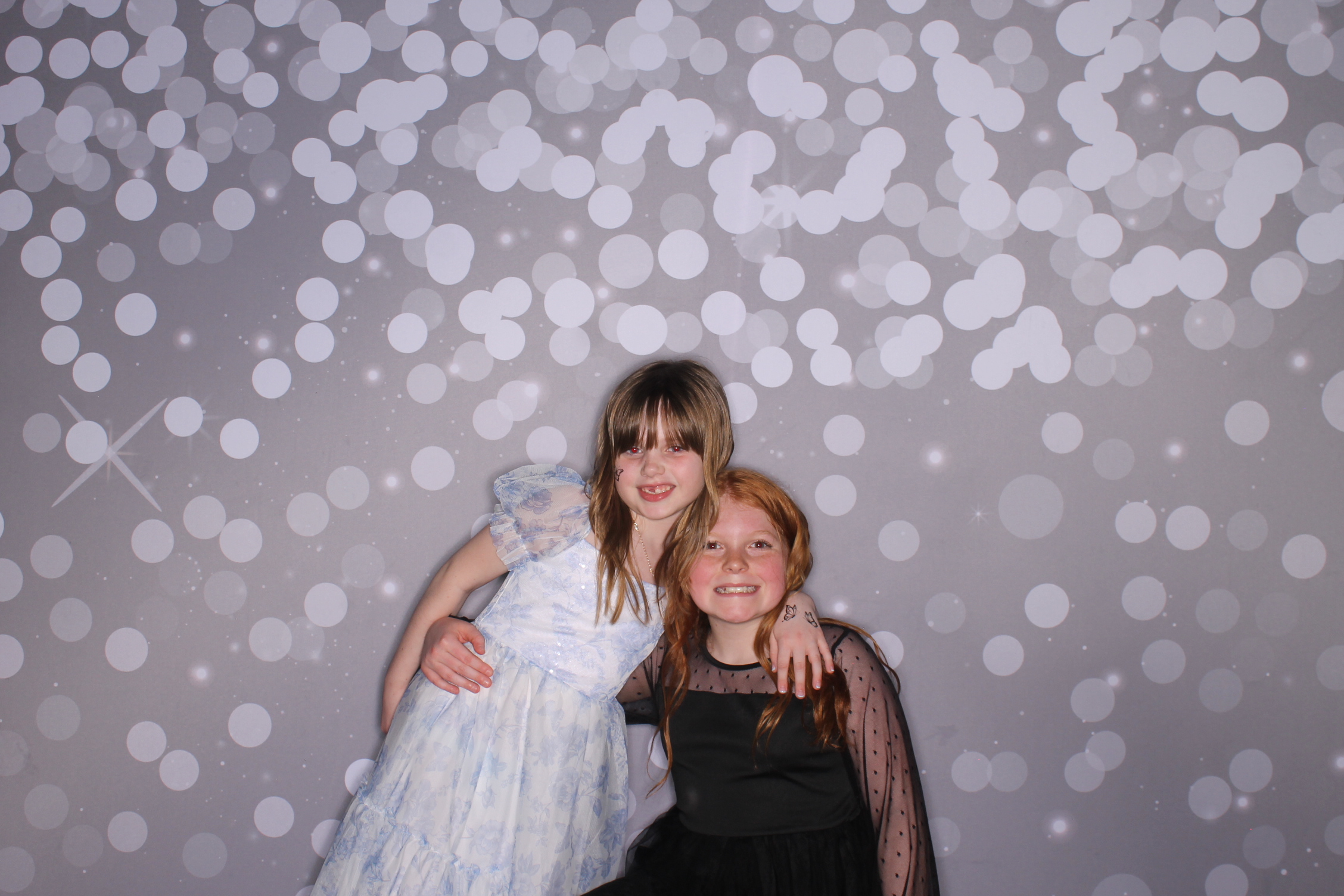 Brookwood Enchanted Father/Daughter Dance | View more photos from the event at gallery.photoboothcincy.com/u/PhotoBoothCincy/Brookwood-Enchanted-FatherDaughter-Dance