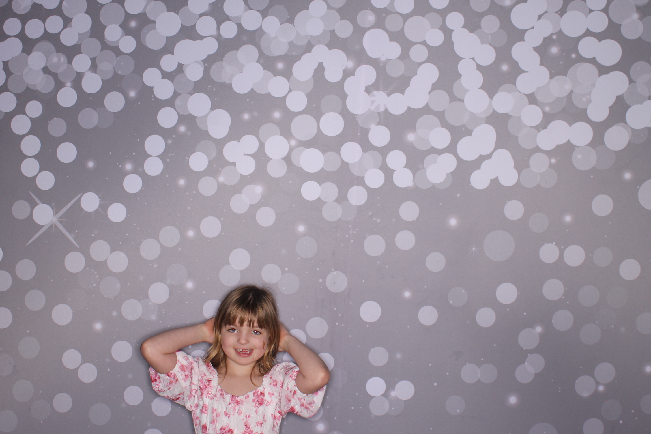 Brookwood Enchanted Father/Daughter Dance | View more photos from the event at gallery.photoboothcincy.com/u/PhotoBoothCincy/Brookwood-Enchanted-FatherDaughter-Dance