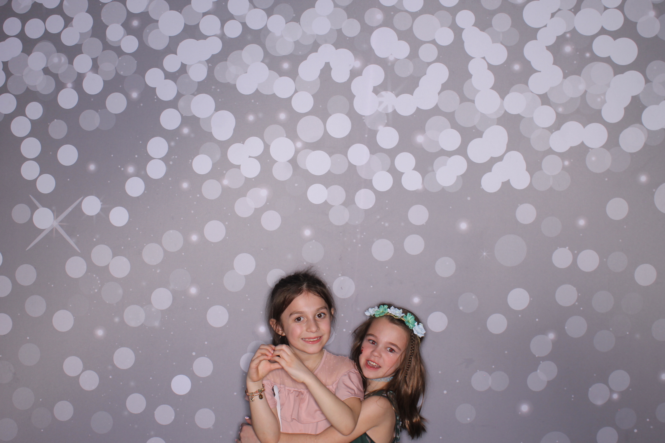 Brookwood Enchanted Father/Daughter Dance | View more photos from the event at gallery.photoboothcincy.com/u/PhotoBoothCincy/Brookwood-Enchanted-FatherDaughter-Dance