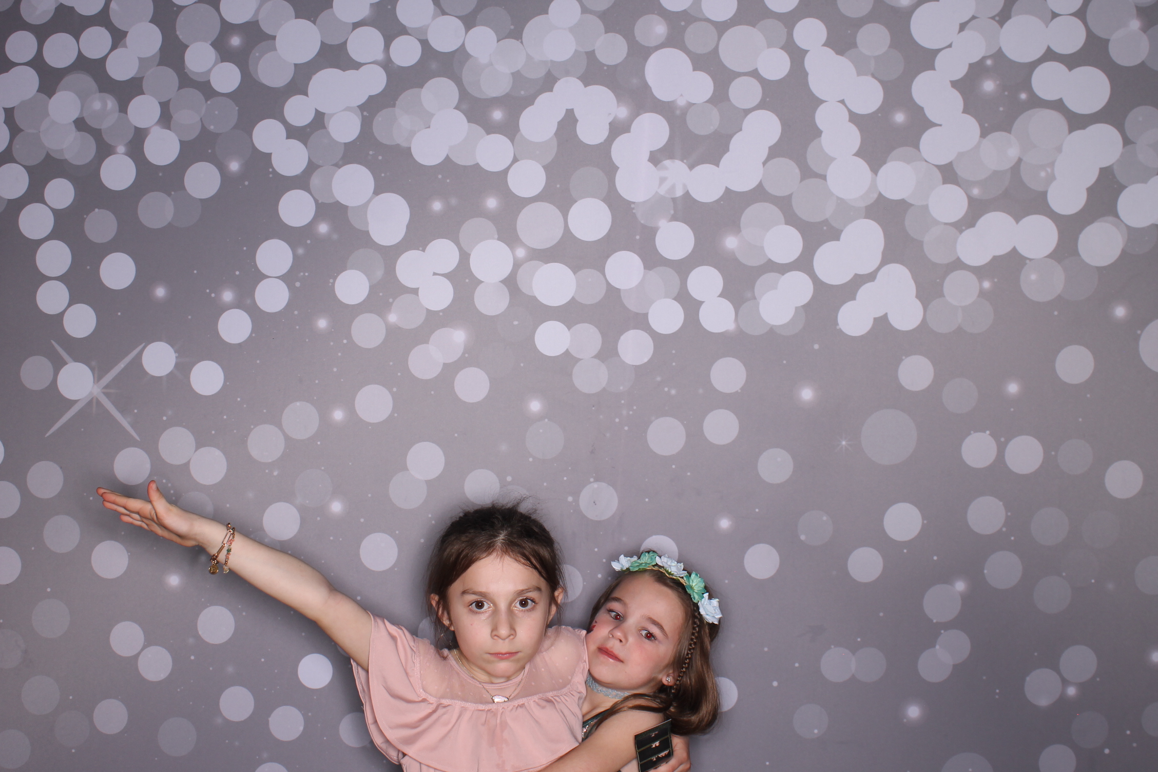 Brookwood Enchanted Father/Daughter Dance | View more photos from the event at gallery.photoboothcincy.com/u/PhotoBoothCincy/Brookwood-Enchanted-FatherDaughter-Dance