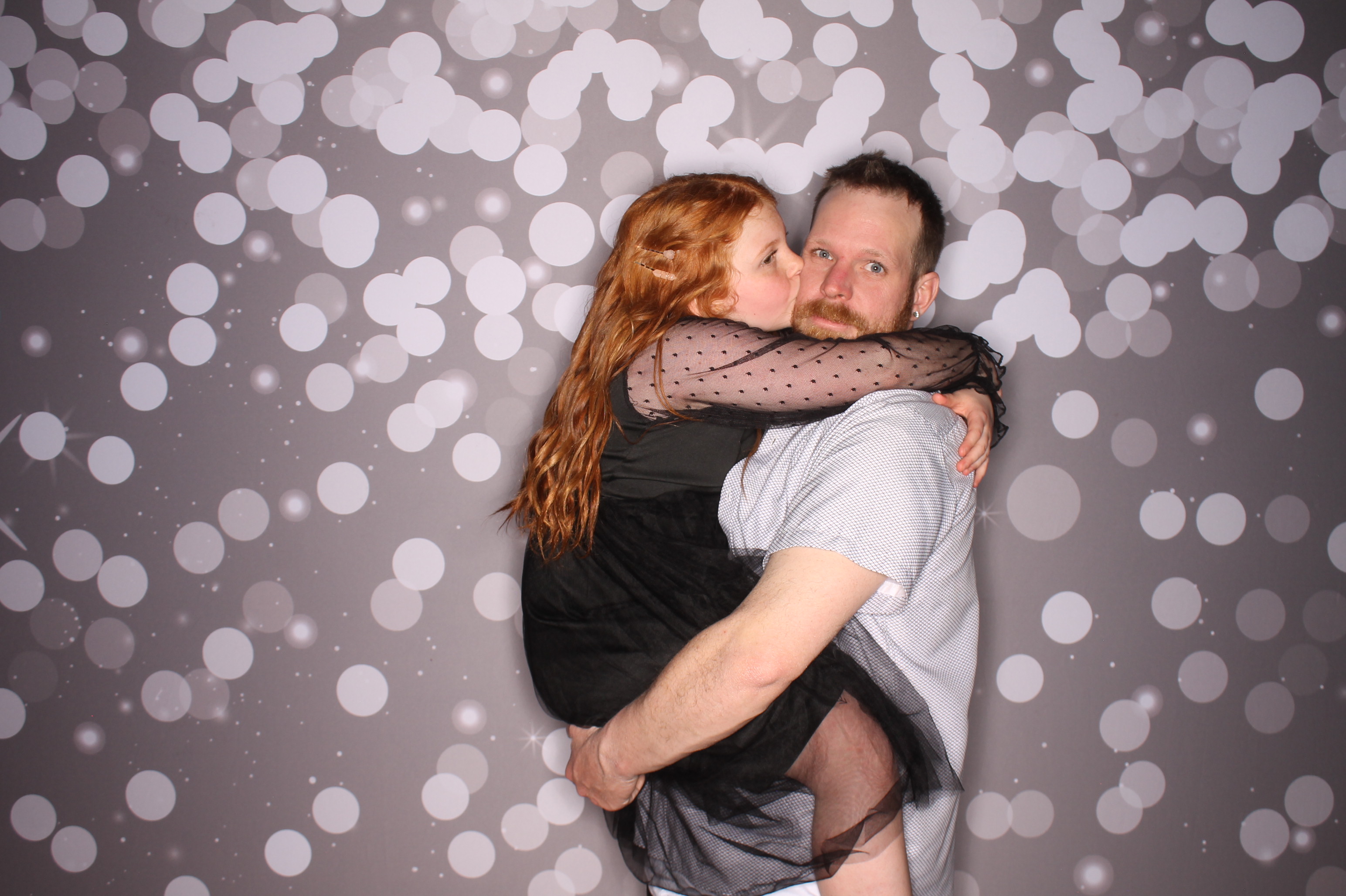 Brookwood Enchanted Father/Daughter Dance | View more photos from the event at gallery.photoboothcincy.com/u/PhotoBoothCincy/Brookwood-Enchanted-FatherDaughter-Dance