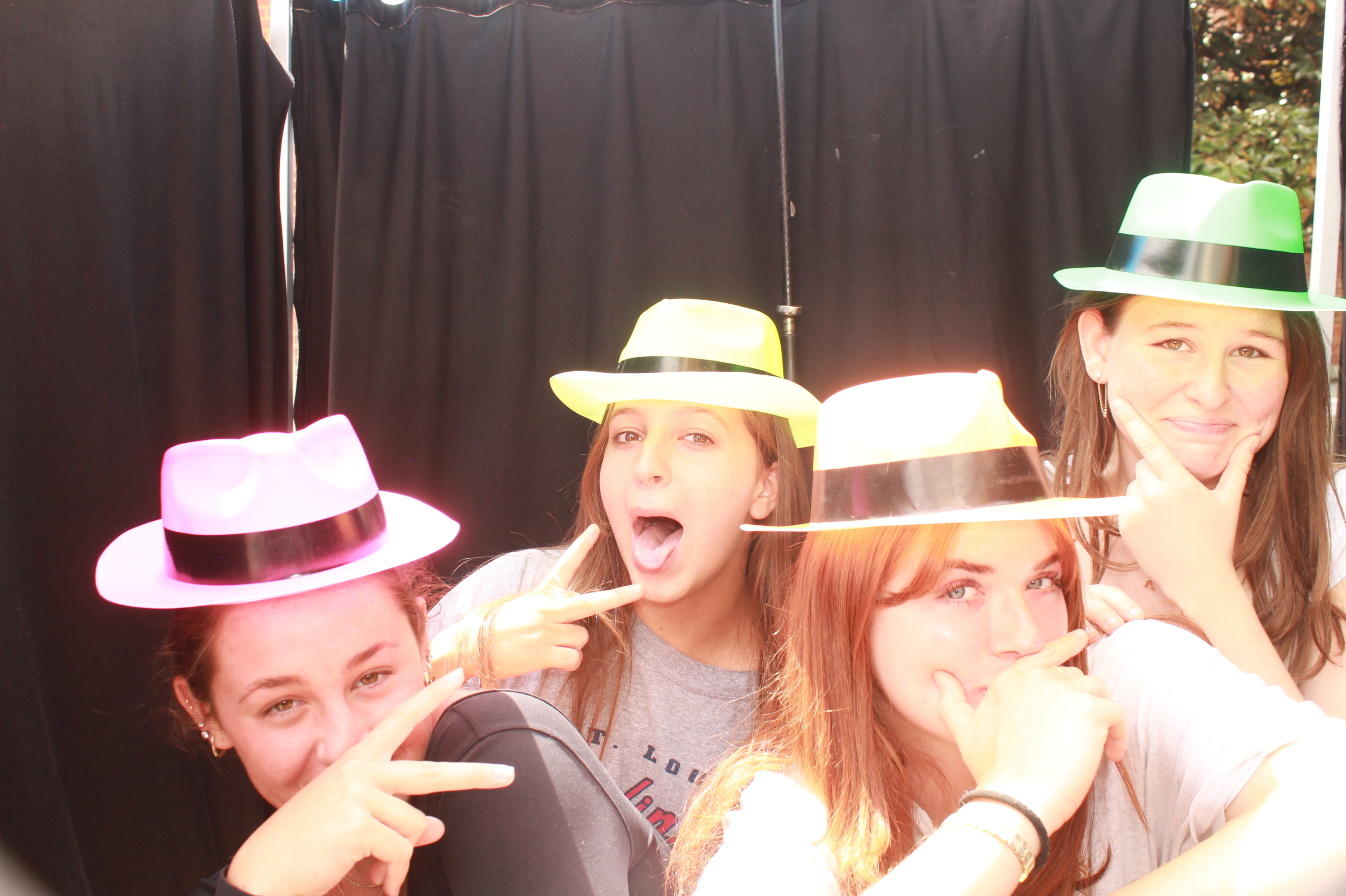 CCA Sparkfest | View more photos from the event at gallery.photoboothcincy.com/u/PhotoBoothCincy/CCA-Sparkfest
