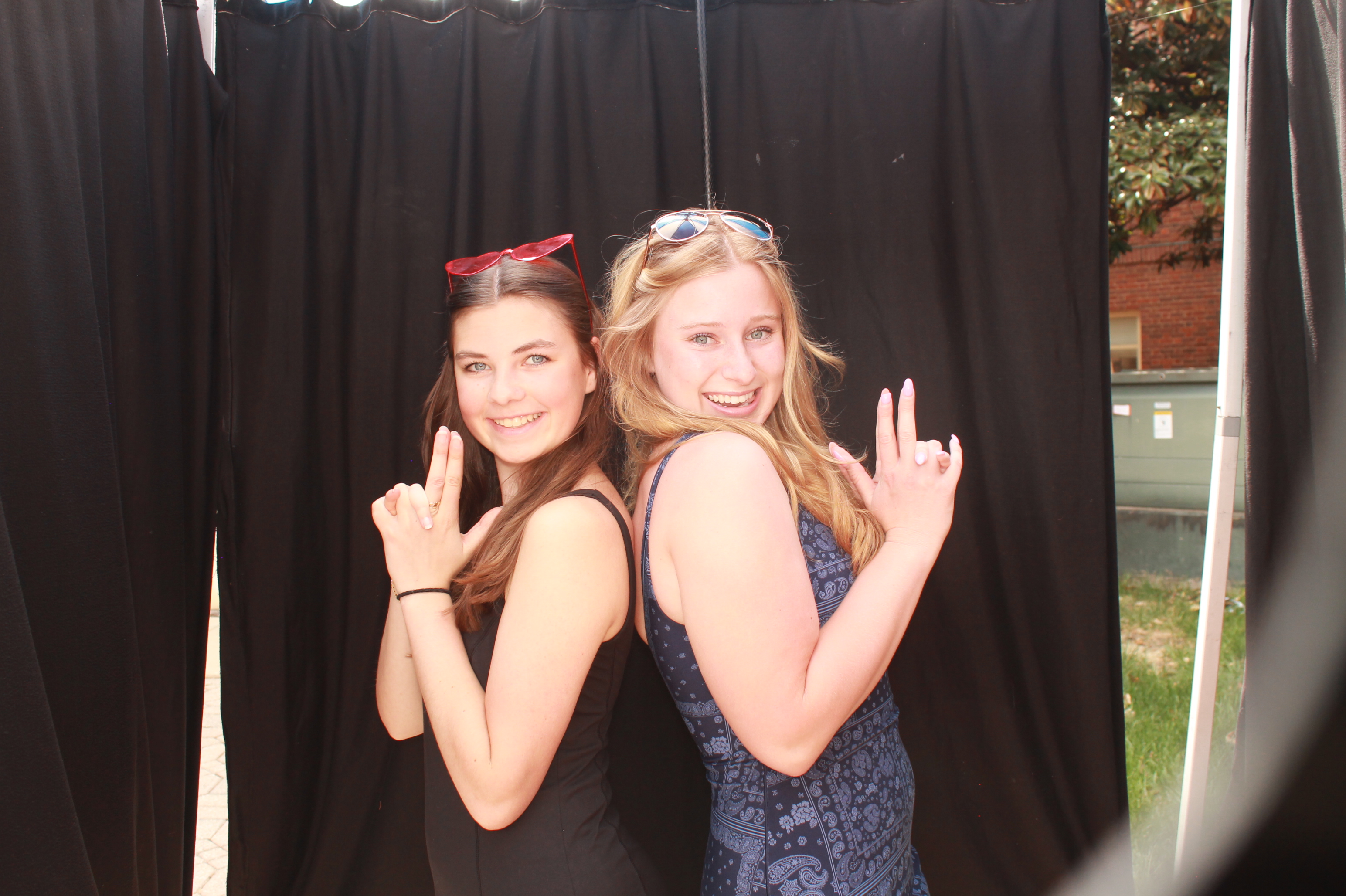 CCA Sparkfest | View more photos from the event at gallery.photoboothcincy.com/u/PhotoBoothCincy/CCA-Sparkfest