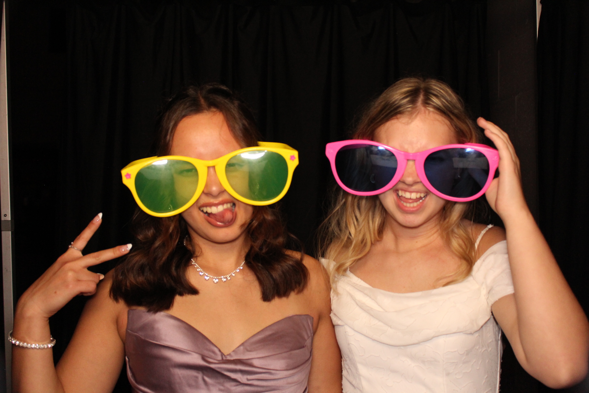 CCS Homecomming | View more photos from the event at gallery.photoboothcincy.com/u/PhotoBoothCincy/CCS-Homecomming
