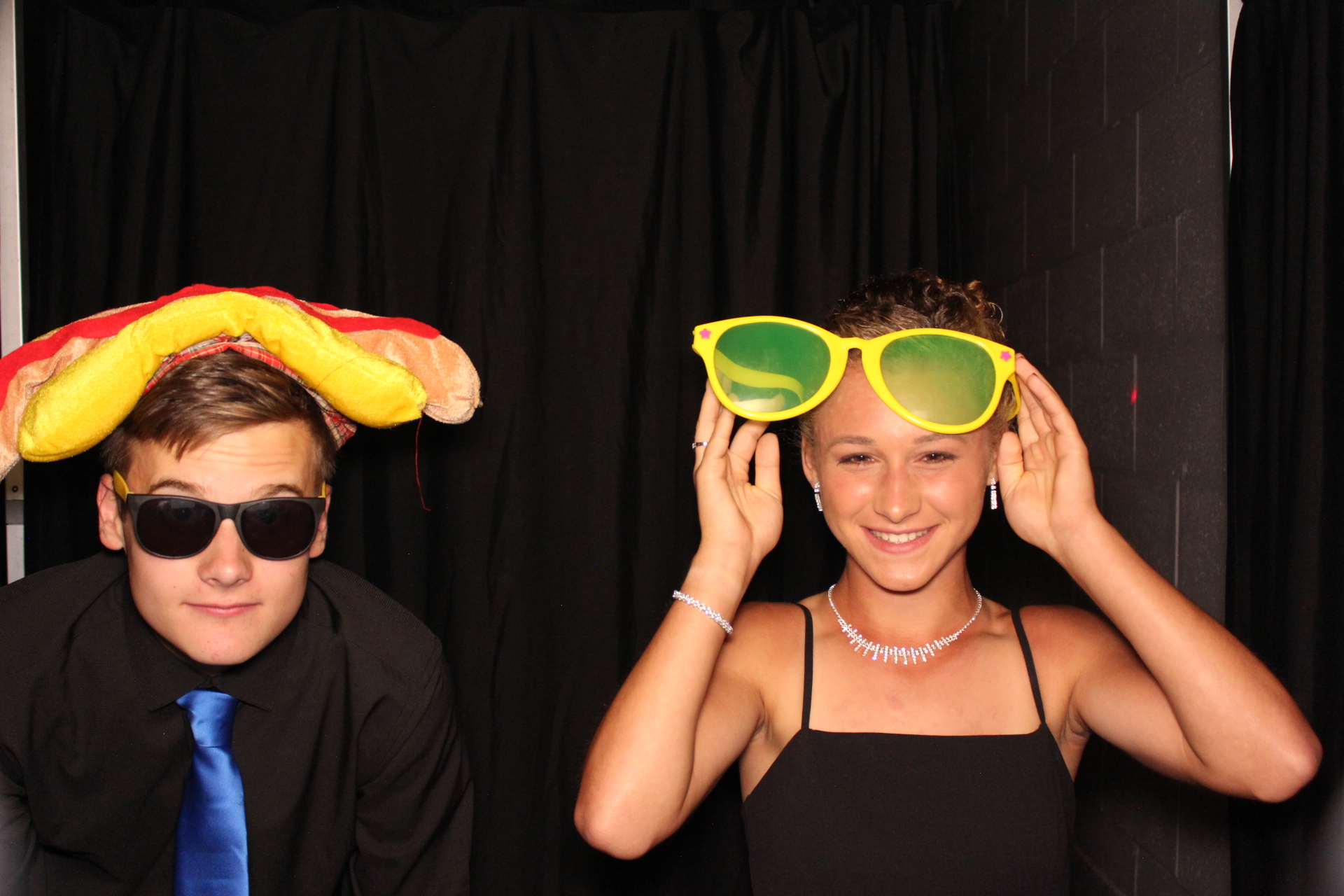 CCS Homecomming | View more photos from the event at gallery.photoboothcincy.com/u/PhotoBoothCincy/CCS-Homecomming