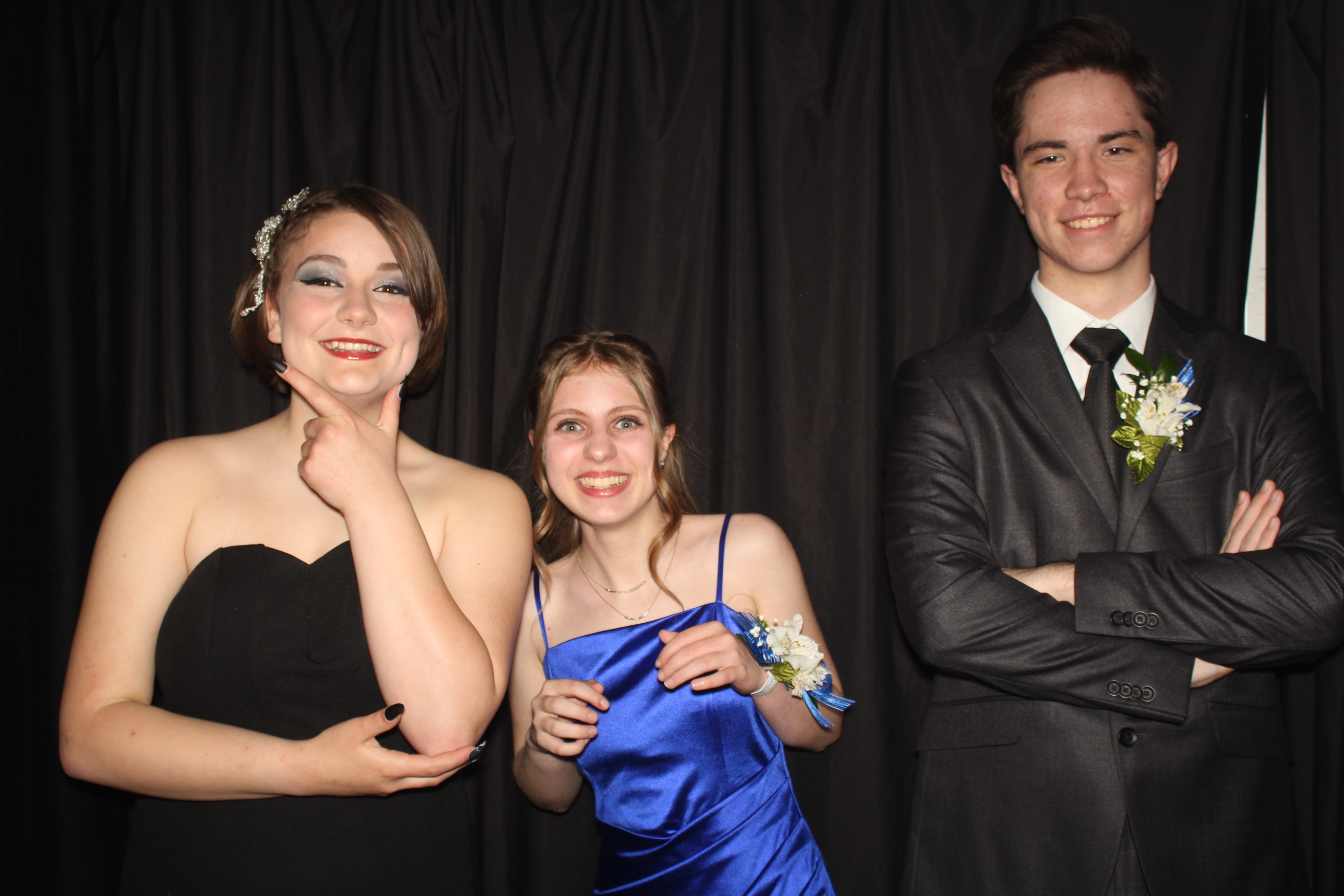 CHESS Prom | View more photos from the event at gallery.photoboothcincy.com/u/PhotoBoothCincy/CHESS-Prom